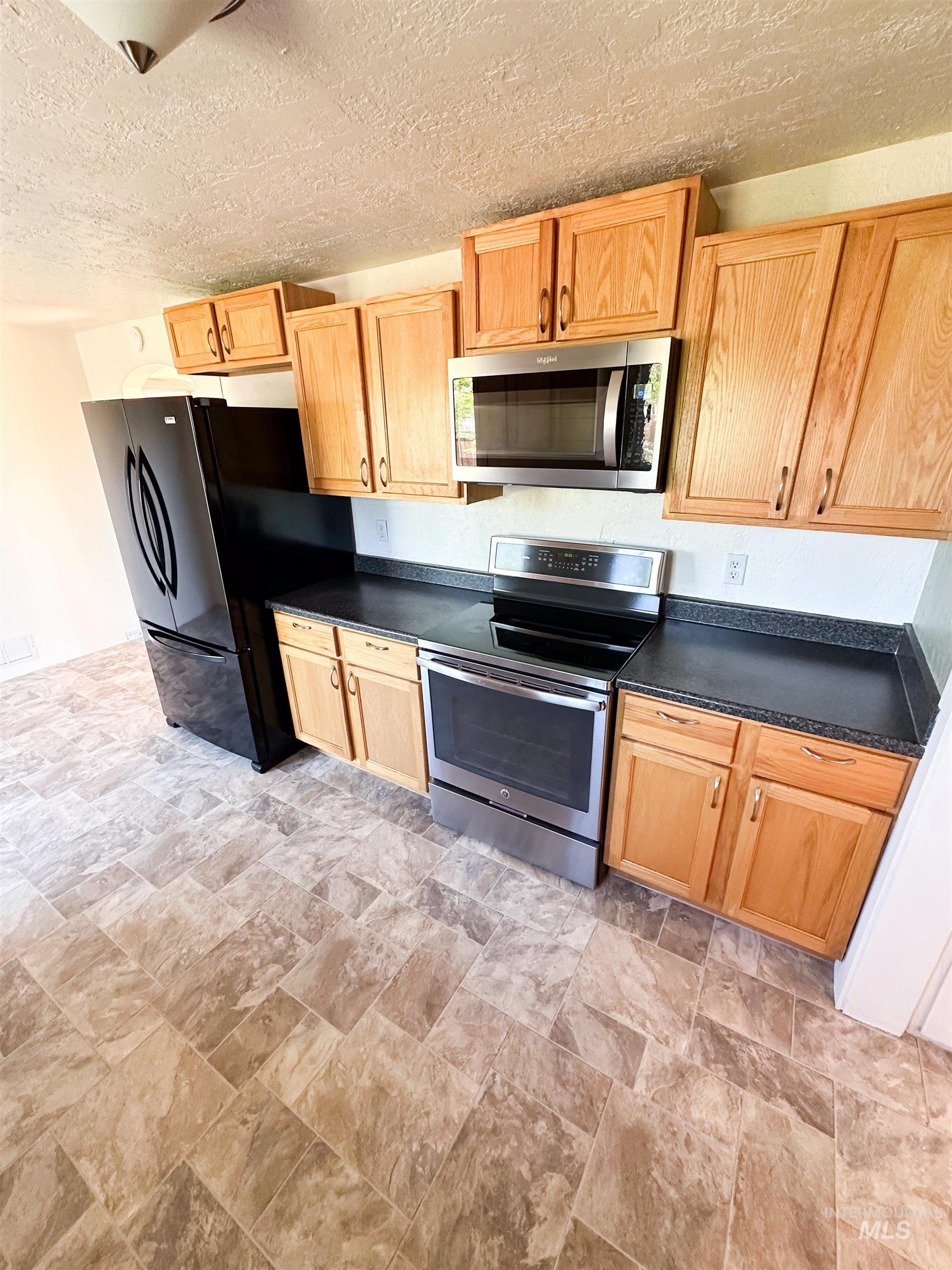 619 N Stanley St., Boise, Idaho 83706, 5 Bedrooms, 2 Bathrooms, Residential For Sale, Price $594,000, 98987360