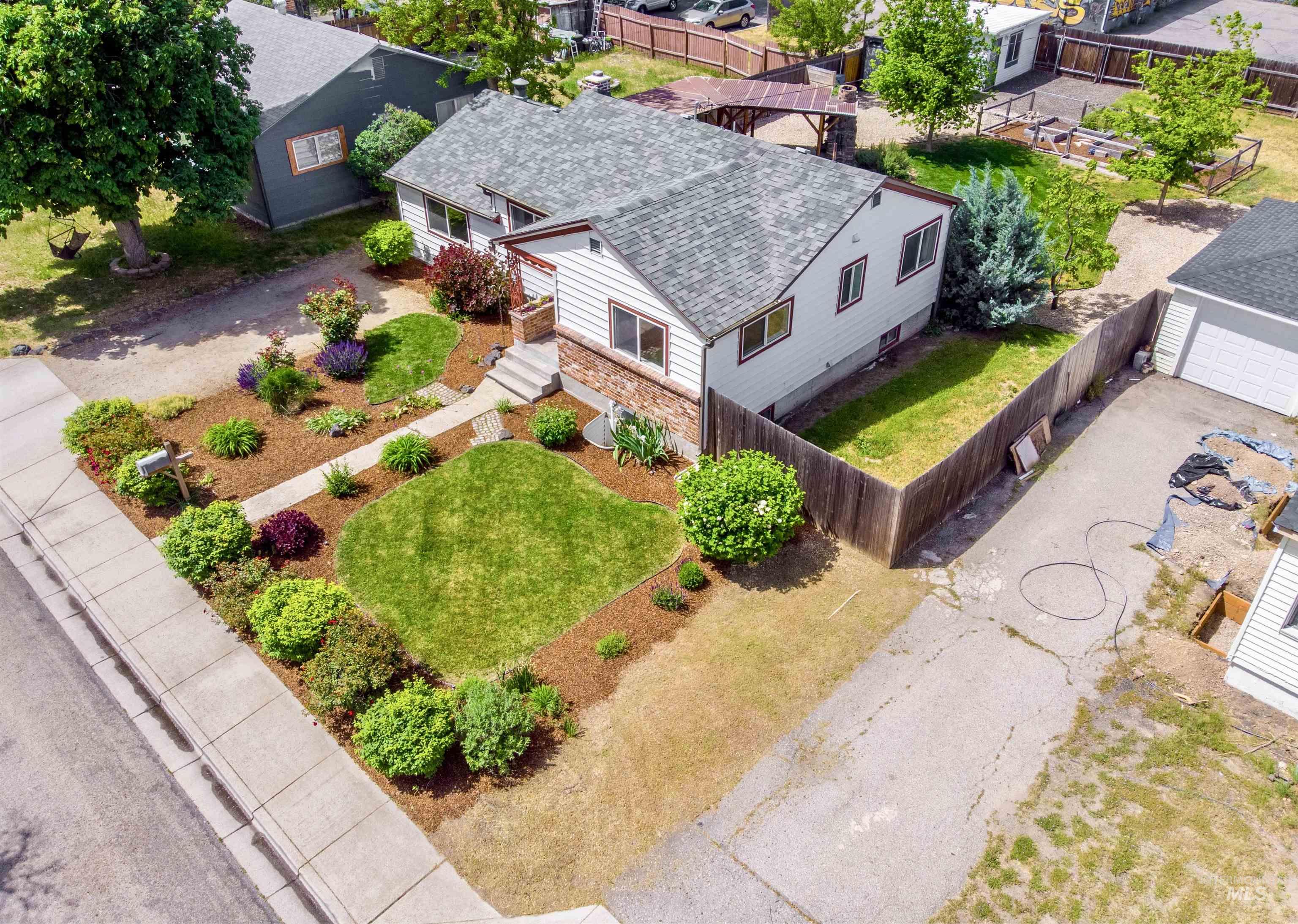 619 N Stanley St., Boise, Idaho 83706, 5 Bedrooms, 2 Bathrooms, Residential For Sale, Price $594,000, 98987360