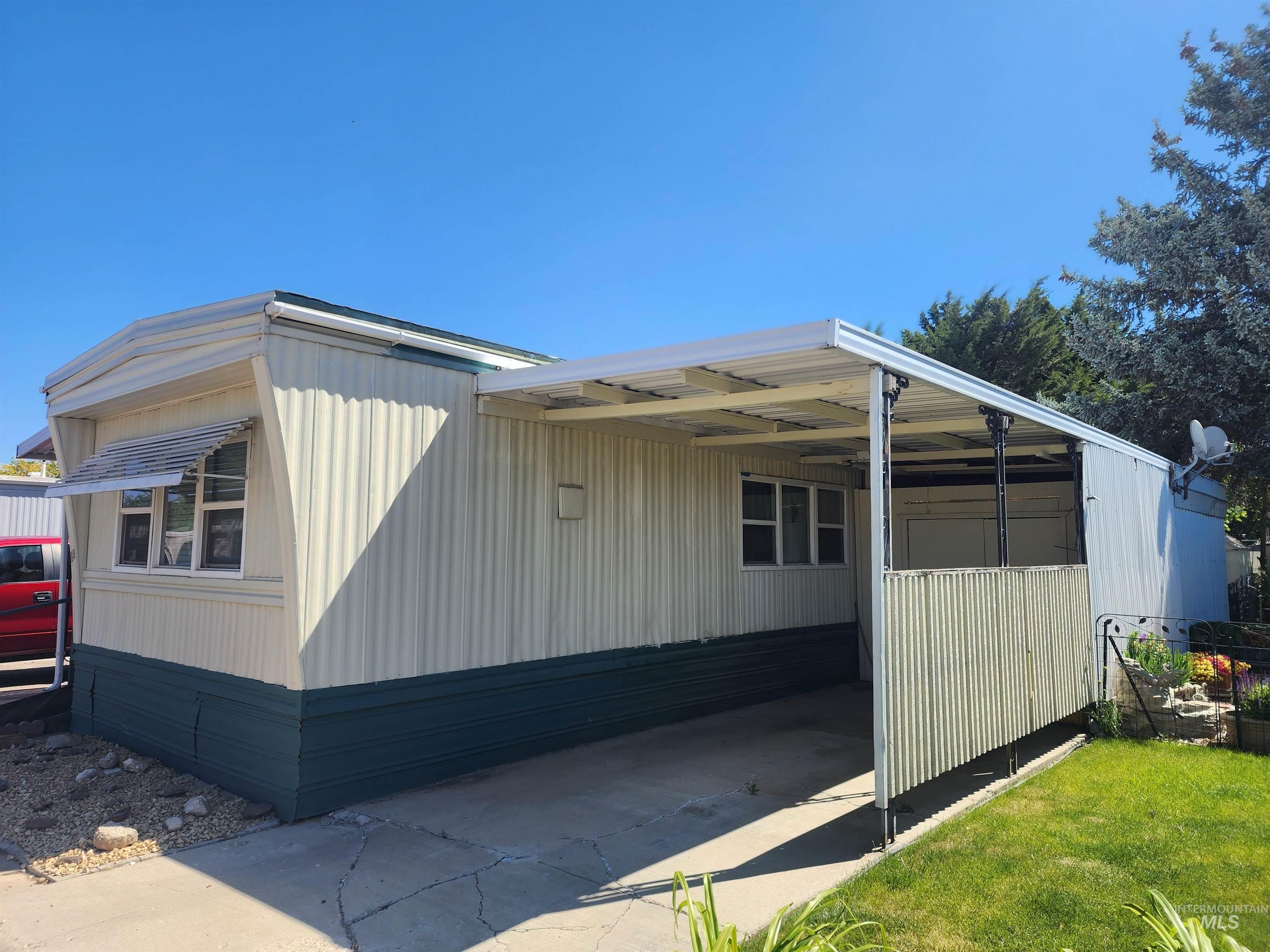 1715 W Flamingo, Nampa, Idaho 83651, 2 Bedrooms, 1 Bathroom, Residential For Sale, Price $89,900, 98987361