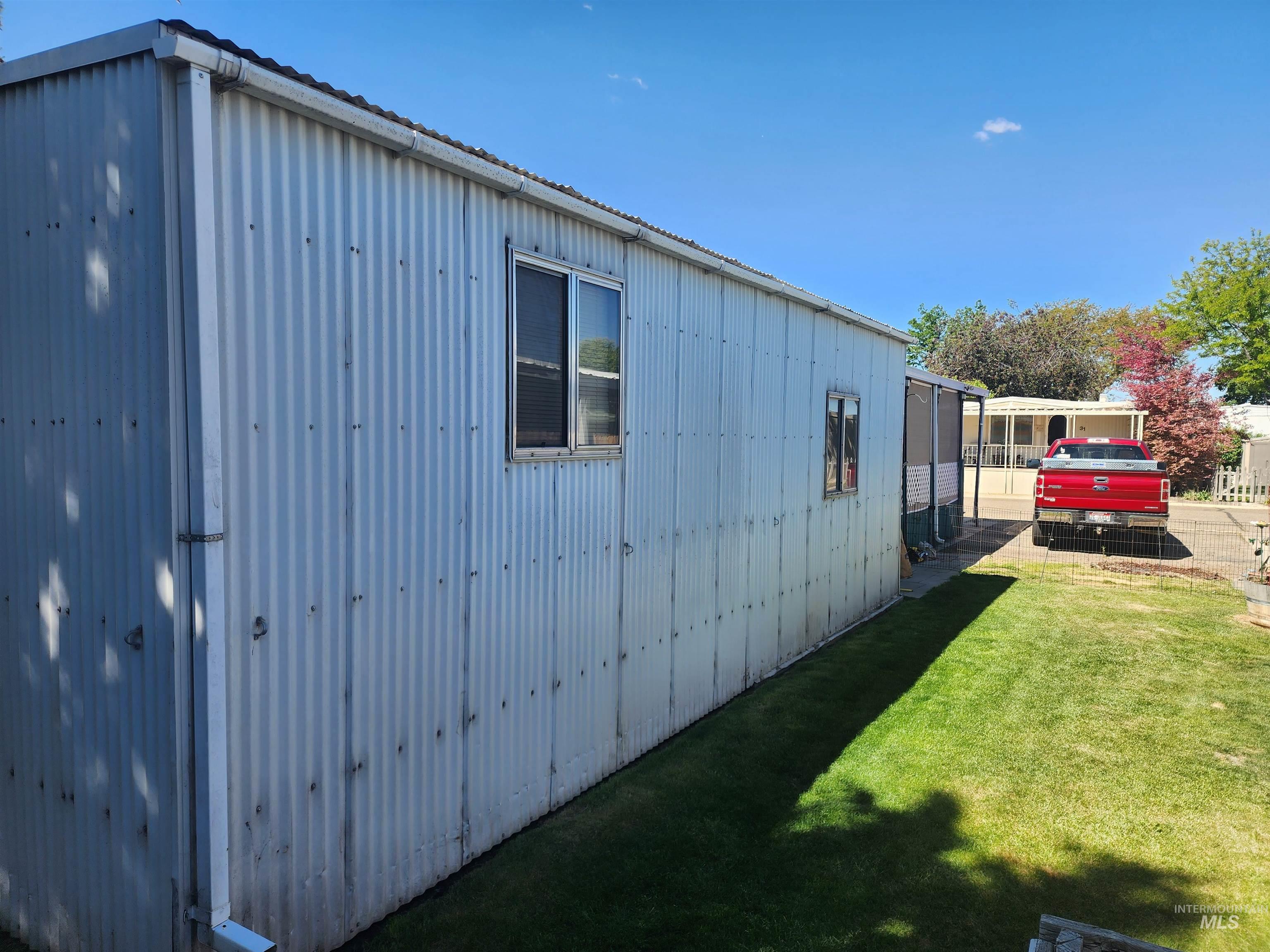 1715 W Flamingo, Nampa, Idaho 83651, 2 Bedrooms, 1 Bathroom, Residential For Sale, Price $89,900,MLS 98987361