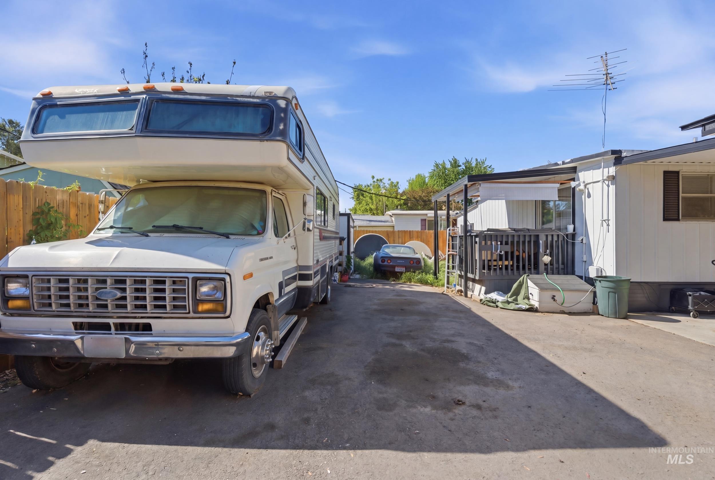 7701 W Ustick rd, Boise, Idaho 83704, 2 Bedrooms, 2 Bathrooms, Residential For Sale, Price $90,000, 98987362