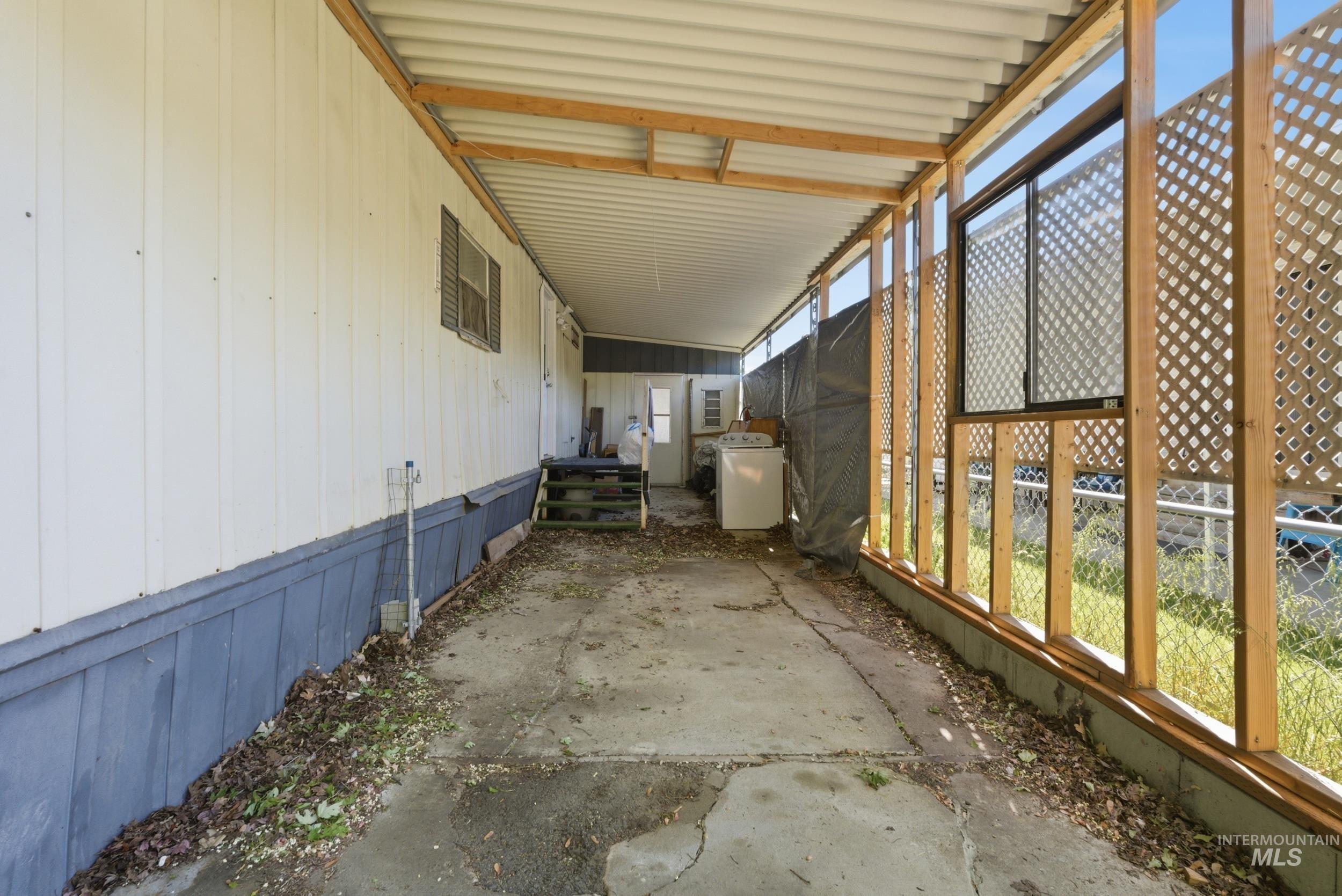 7701 W Ustick rd, Boise, Idaho 83704, 2 Bedrooms, 2 Bathrooms, Residential For Sale, Price $90,000, 98987362