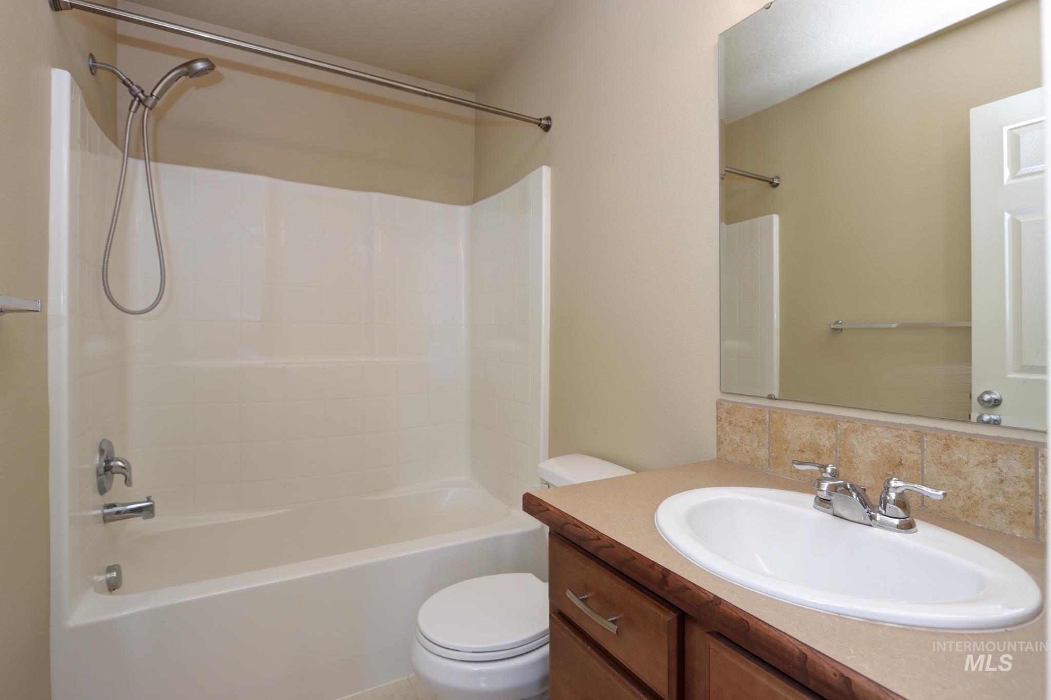 6543 S Covewood Way, Boise, Idaho 83709-6686, 3 Bedrooms, 2.5 Bathrooms, Residential For Sale, Price $379,900, 98987364
