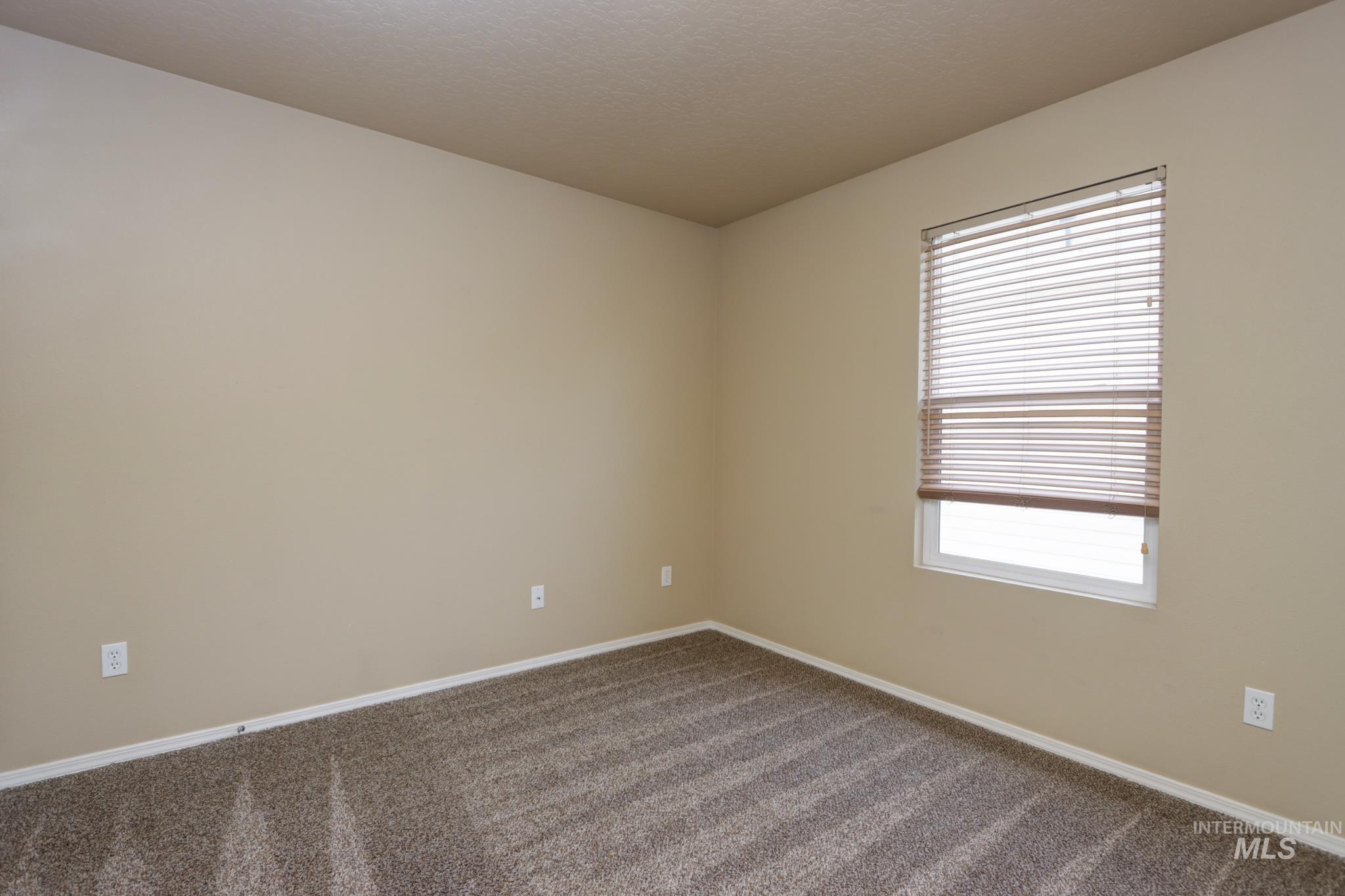 6543 S Covewood Way, Boise, Idaho 83709-6686, 3 Bedrooms, 2.5 Bathrooms, Residential For Sale, Price $379,900, 98987364