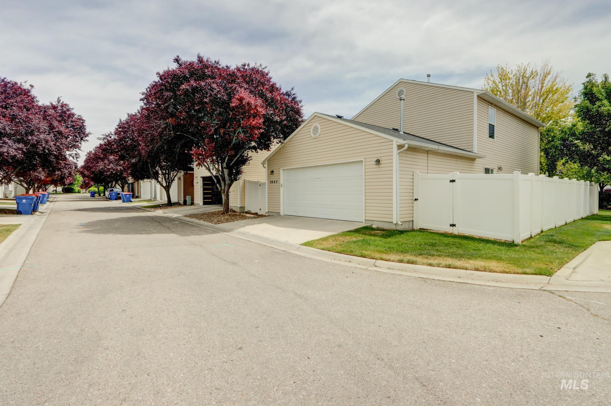 6543 S Covewood Way, Boise, Idaho 83709-6686, 3 Bedrooms, 2.5 Bathrooms, Residential For Sale, Price $379,900, 98987364