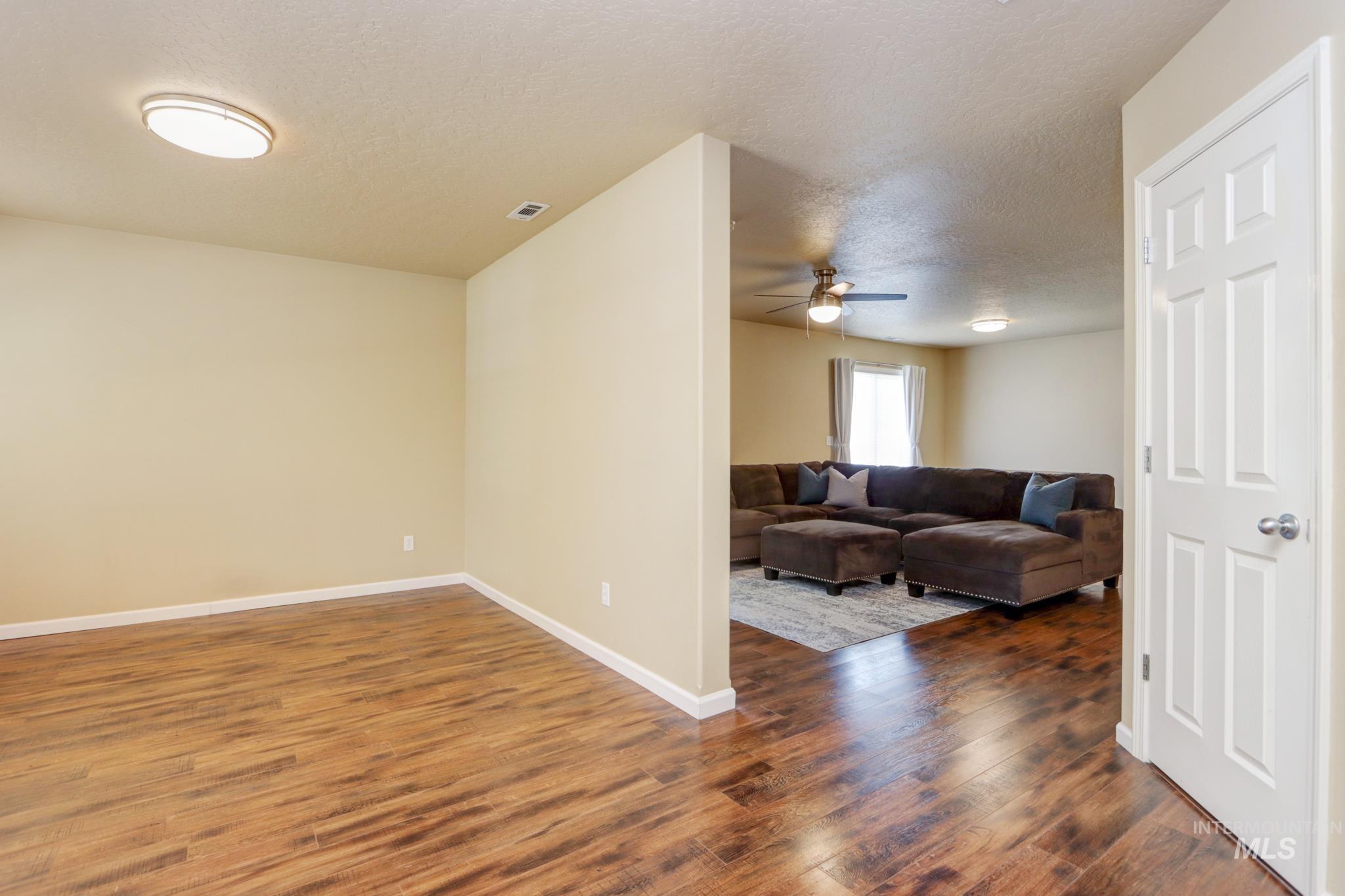 6543 S Covewood Way, Boise, Idaho 83709-6686, 3 Bedrooms, 2.5 Bathrooms, Residential For Sale, Price $379,900, 98987364