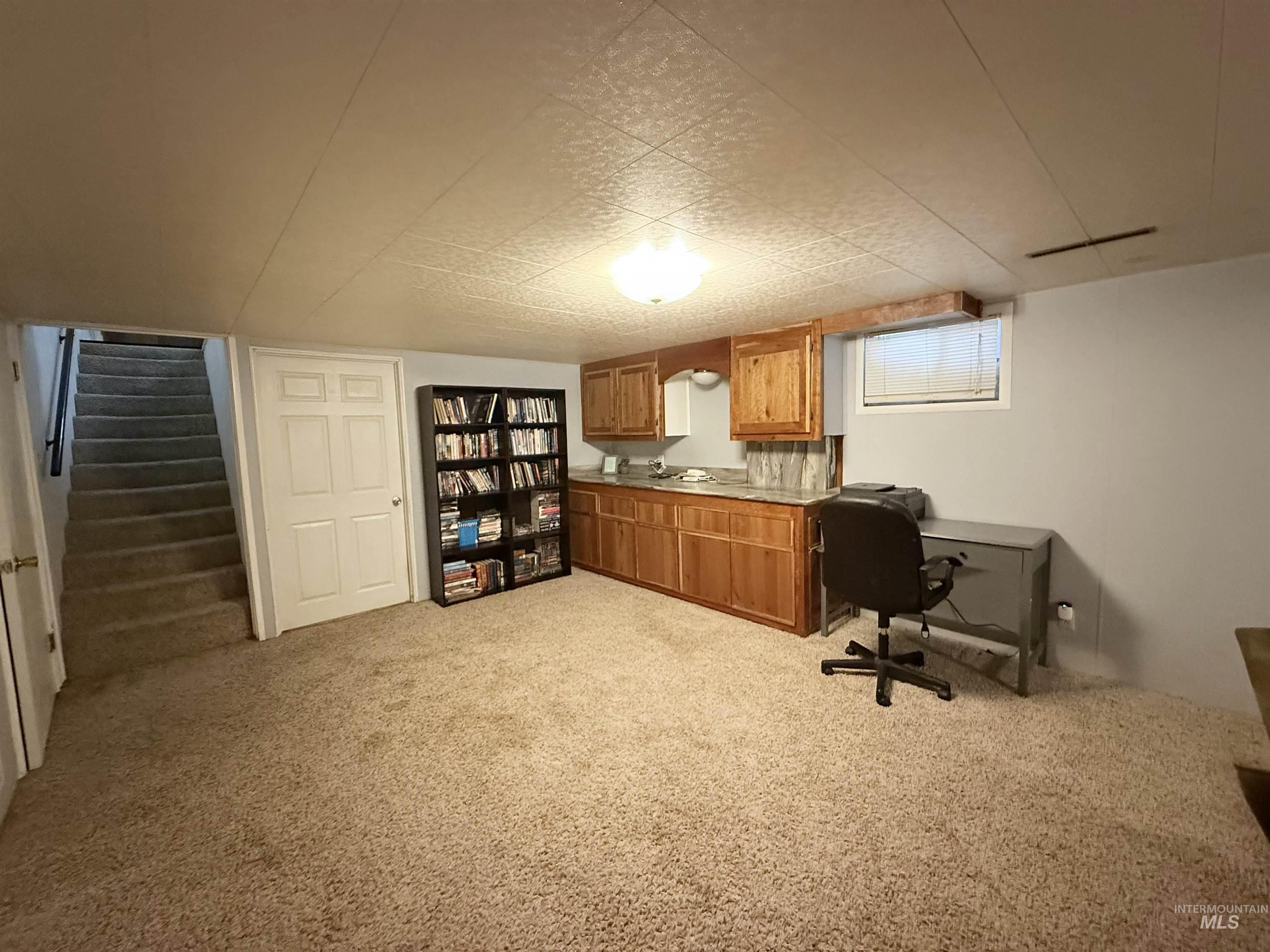 1053 E 18th St., Burley, Idaho 83318, 5 Bedrooms, 3 Bathrooms, Residential For Sale, Price $375,000, 98987366