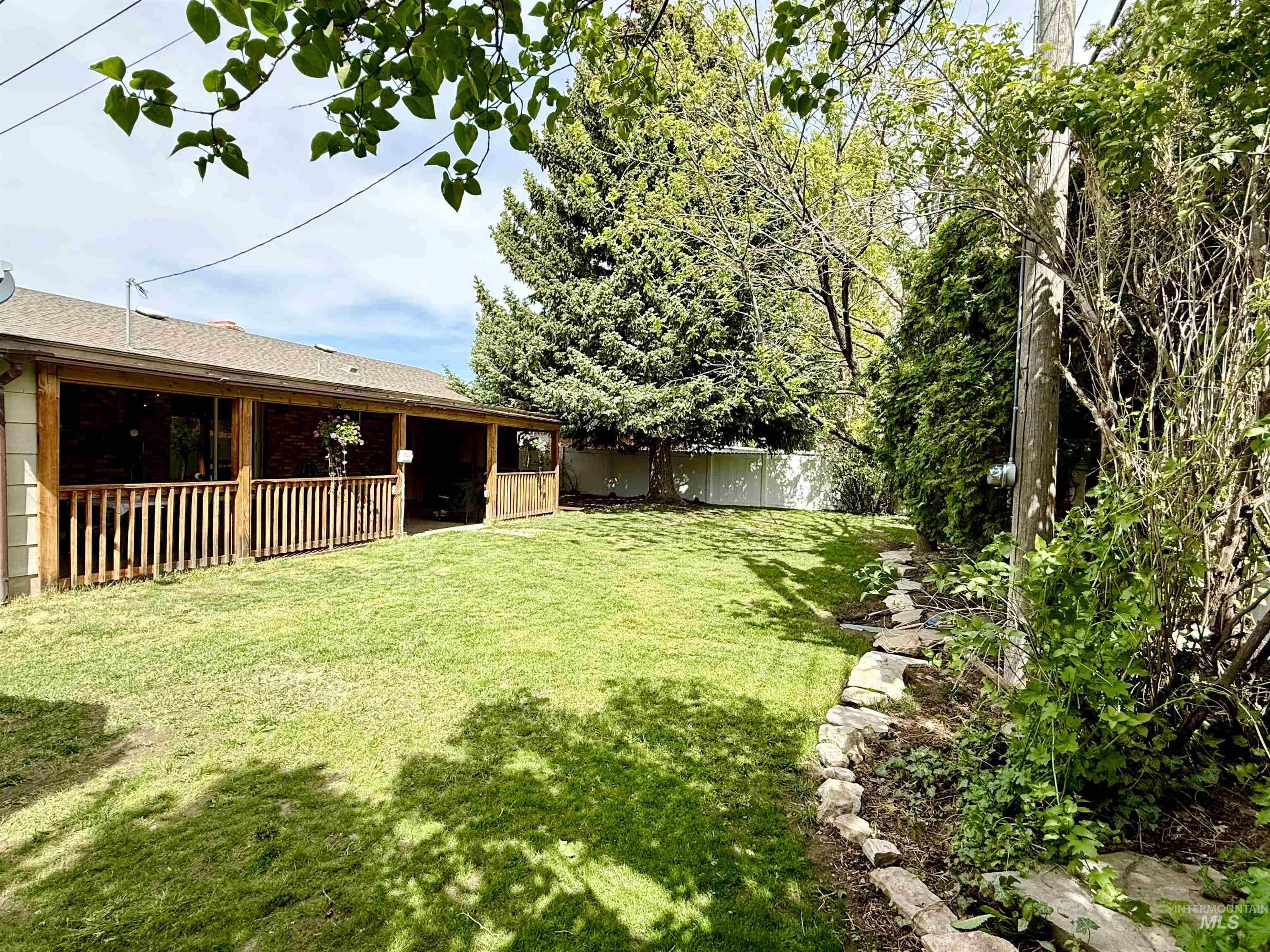 1053 E 18th St., Burley, Idaho 83318, 5 Bedrooms, 3 Bathrooms, Residential For Sale, Price $375,000, 98987366