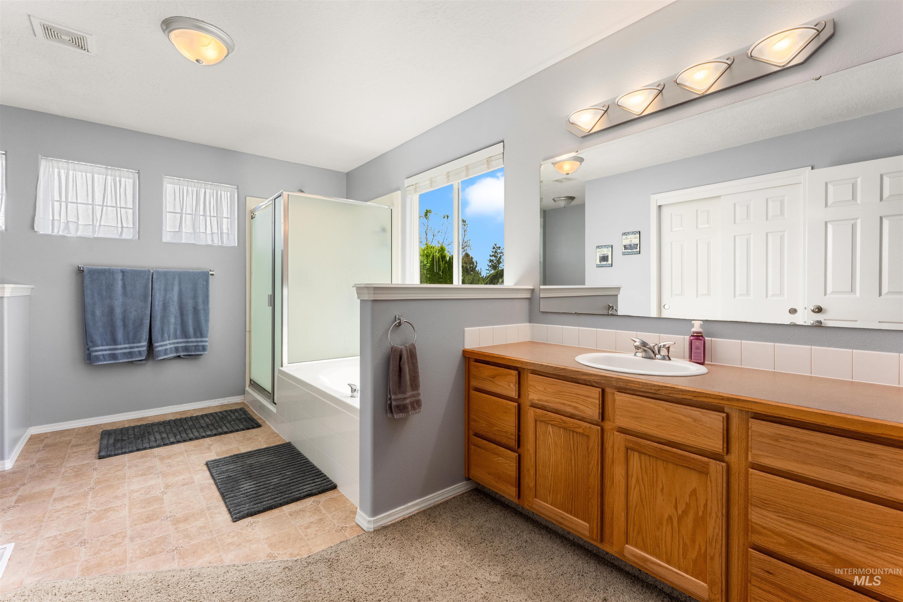 116 E Cassidy Dr, Meridian, Idaho 83646, 4 Bedrooms, 2.5 Bathrooms, Residential For Sale, Price $535,000, 98987367
