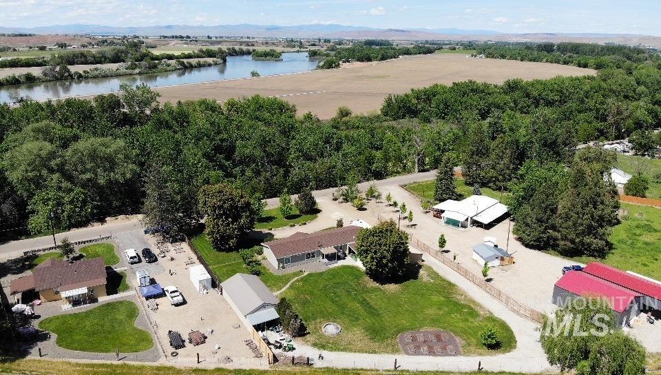 10716 N River Road, Payette, Idaho 83661, 4 Bedrooms, 2 Bathrooms, Residential For Sale, Price $525,000, 98987369