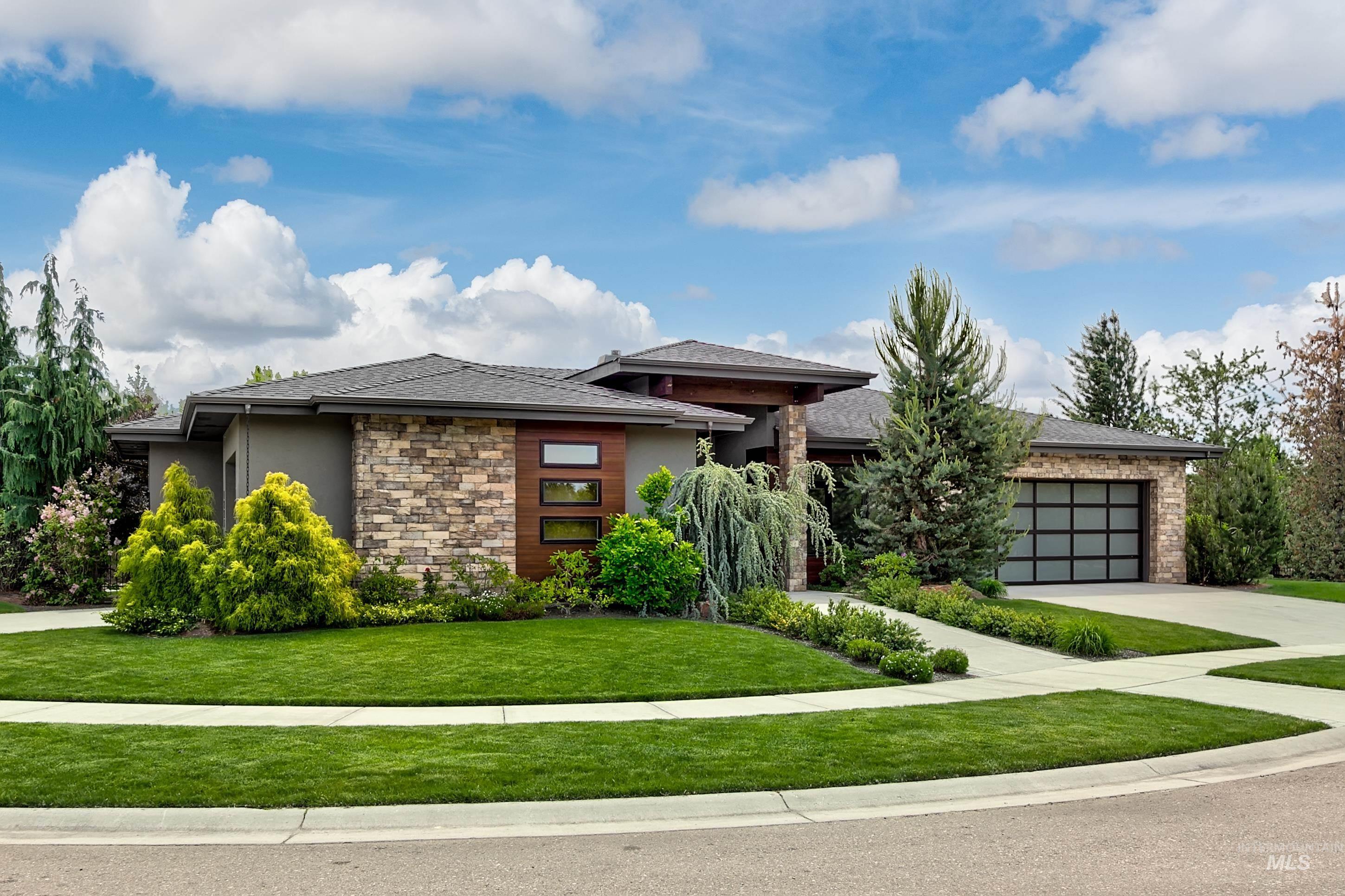 1225 W Back Forty Ct, Eagle, Idaho 83616, 5 Bedrooms, 3.5 Bathrooms, Residential For Sale, Price $1,749,000, 98987370