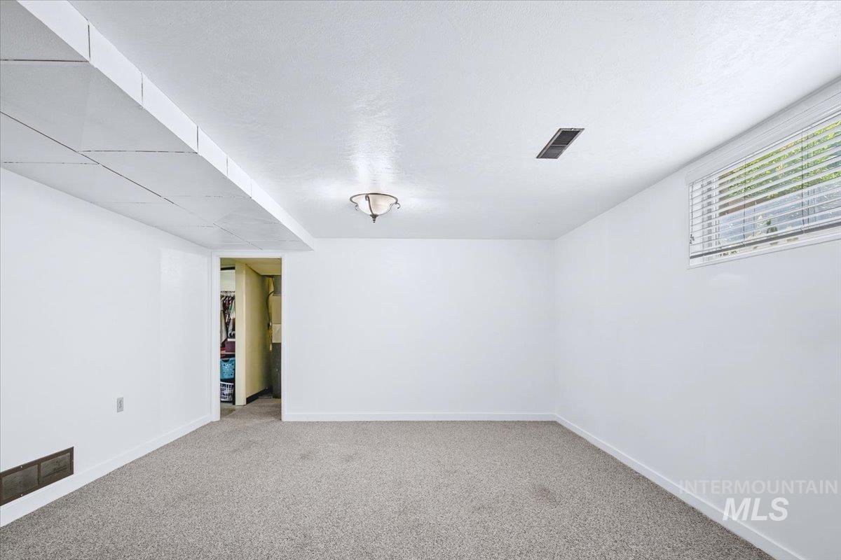 2209 Terrace Dr, Caldwell, Idaho 83605, 4 Bedrooms, 2 Bathrooms, Residential For Sale, Price $399,900, 98987371