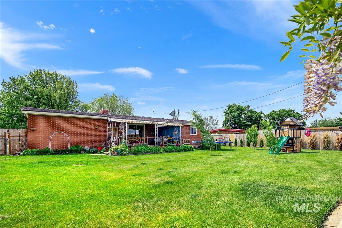 2209 Terrace Dr, Caldwell, Idaho 83605, 4 Bedrooms, 2 Bathrooms, Residential For Sale, Price $399,900, 98987371