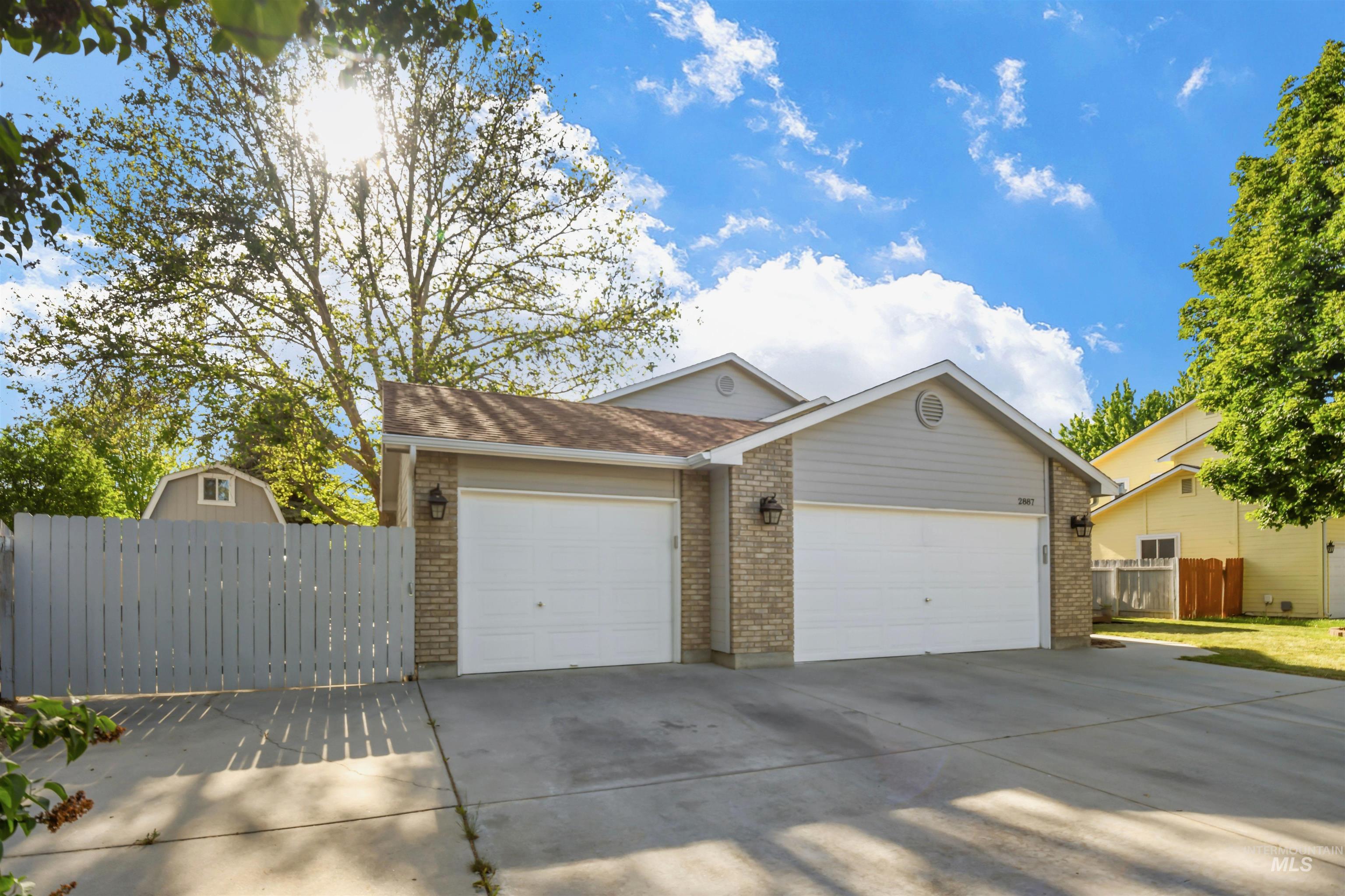 2887 N Fieldstone Way, Meridian, Idaho 83646, 4 Bedrooms, 3 Bathrooms, Residential For Sale, Price $569,900, 98987372