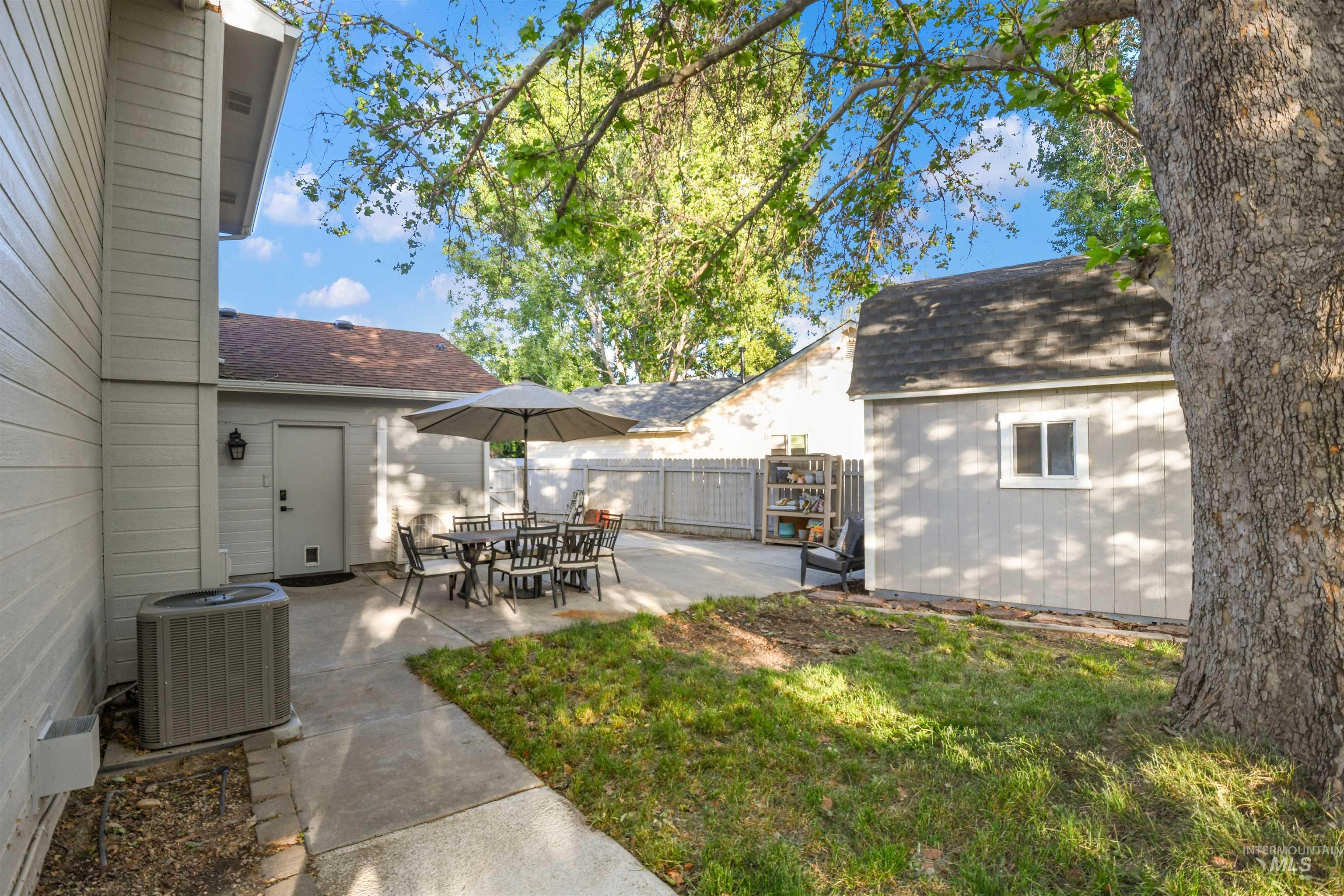 2887 N Fieldstone Way, Meridian, Idaho 83646, 4 Bedrooms, 3 Bathrooms, Residential For Sale, Price $569,900, 98987372