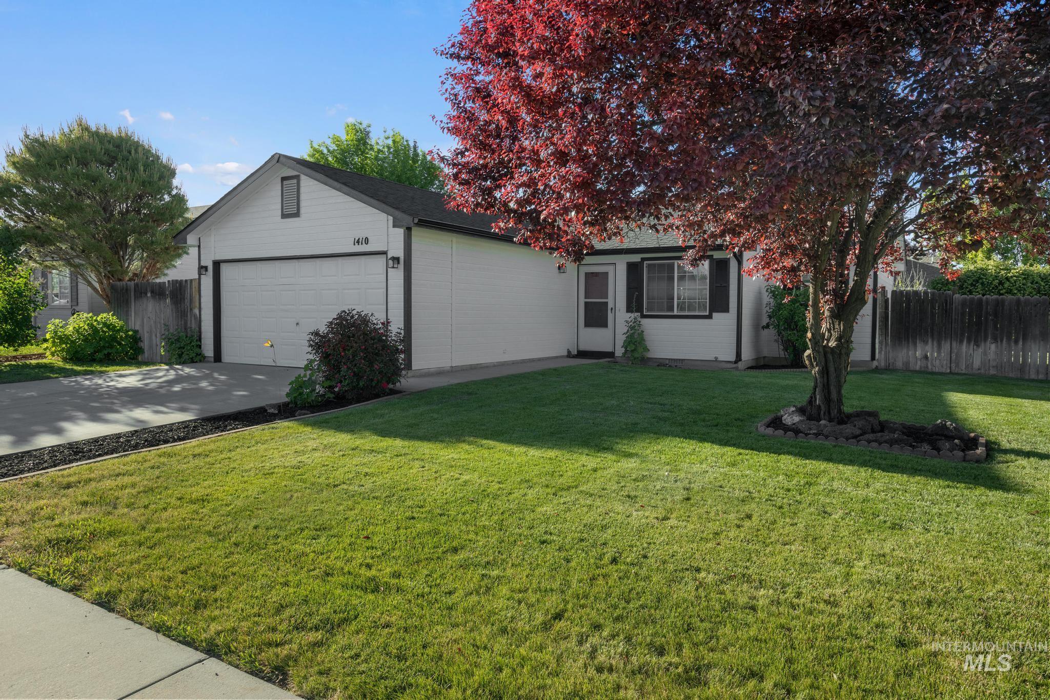 1410 W Ryegrass Ct., Kuna, Idaho 83634, 3 Bedrooms, 2 Bathrooms, Residential For Sale, Price $345,900, 98987377