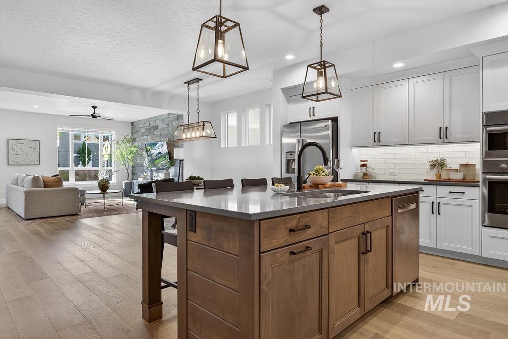 3263 S Millbrook Way, Boise, Idaho 83716-4707, 3 Bedrooms, 2.5 Bathrooms, Residential For Sale, Price $684,999,MLS 98987379