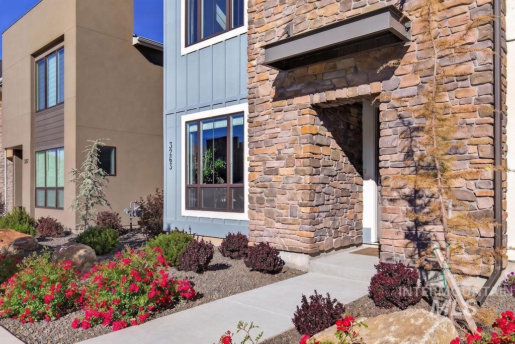 3263 S Millbrook Way, Boise, Idaho 83716-4707, 3 Bedrooms, 2.5 Bathrooms, Residential For Sale, Price $684,999,MLS 98987379