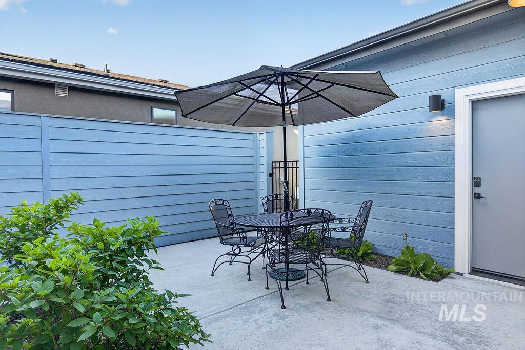 3263 S Millbrook Way, Boise, Idaho 83716-4707, 3 Bedrooms, 2.5 Bathrooms, Residential For Sale, Price $684,999,MLS 98987379