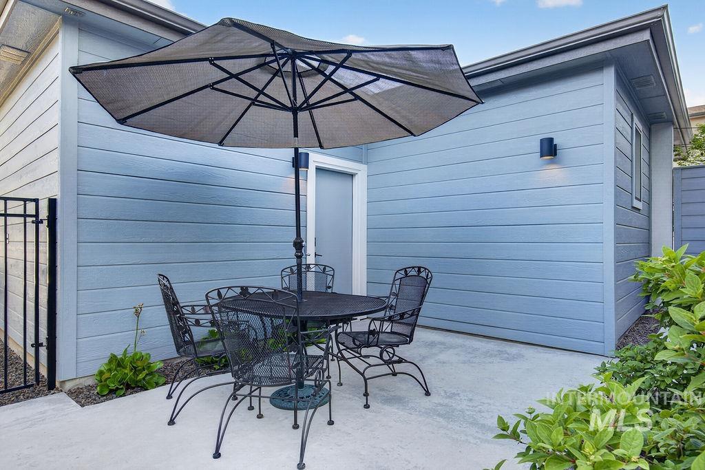 3263 S Millbrook Way, Boise, Idaho 83716-4707, 3 Bedrooms, 2.5 Bathrooms, Residential For Sale, Price $684,999,MLS 98987379