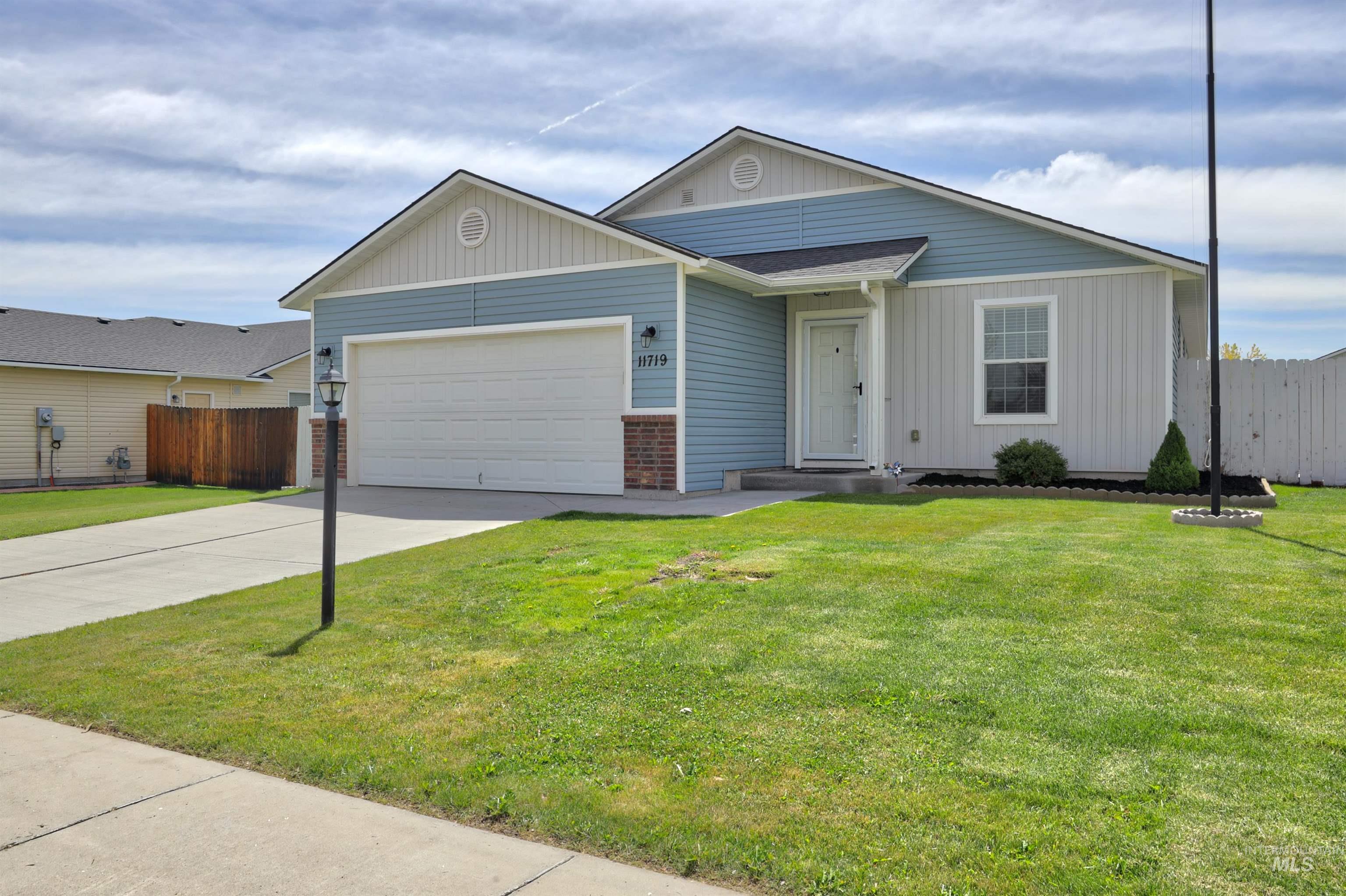 11719 Altamont St, Caldwell, Idaho 83607, 3 Bedrooms, 2 Bathrooms, Residential For Sale, Price $389,900, 98987383