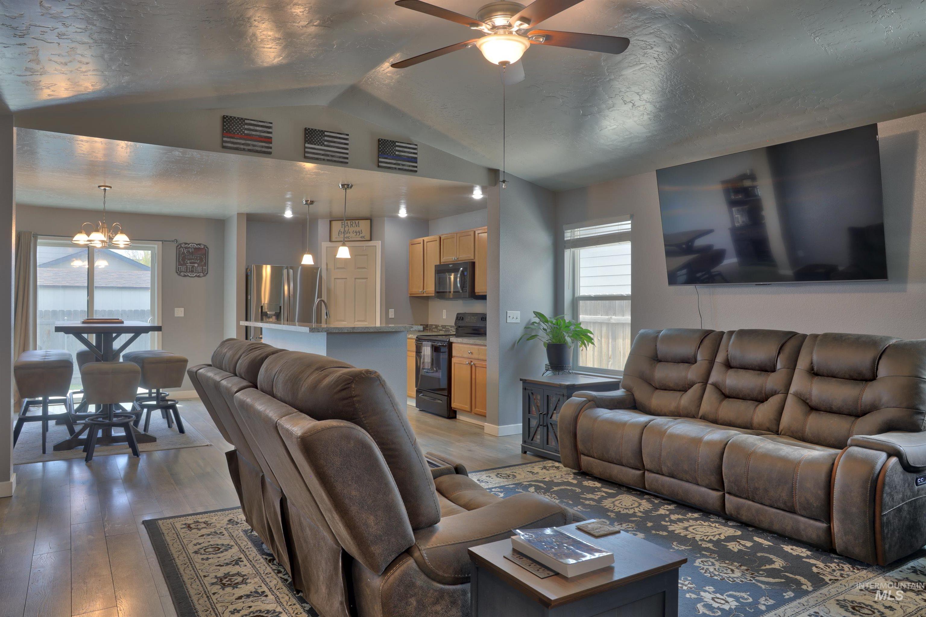 11719 Altamont St, Caldwell, Idaho 83607, 3 Bedrooms, 2 Bathrooms, Residential For Sale, Price $389,900, 98987383
