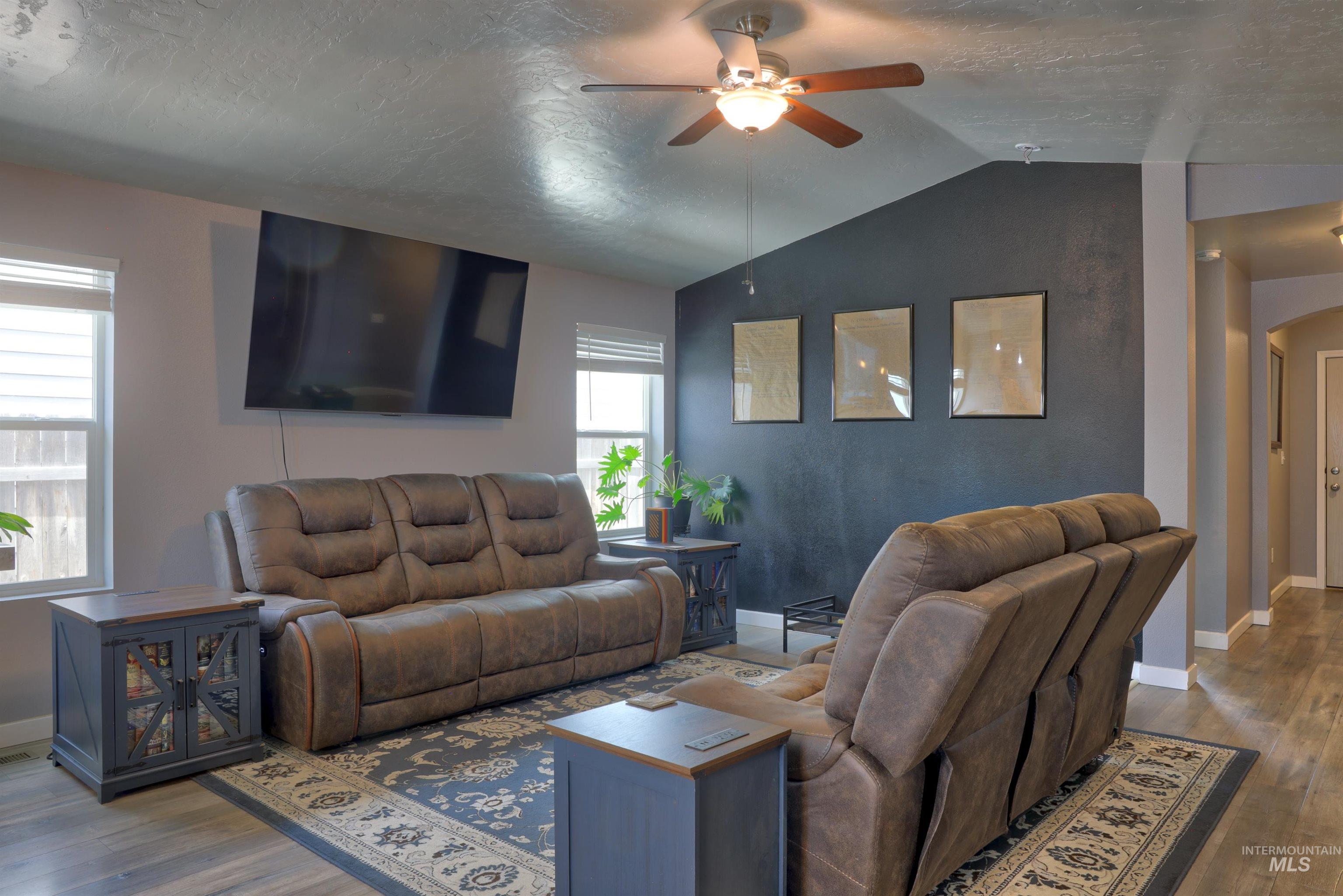11719 Altamont St, Caldwell, Idaho 83607, 3 Bedrooms, 2 Bathrooms, Residential For Sale, Price $389,900, 98987383