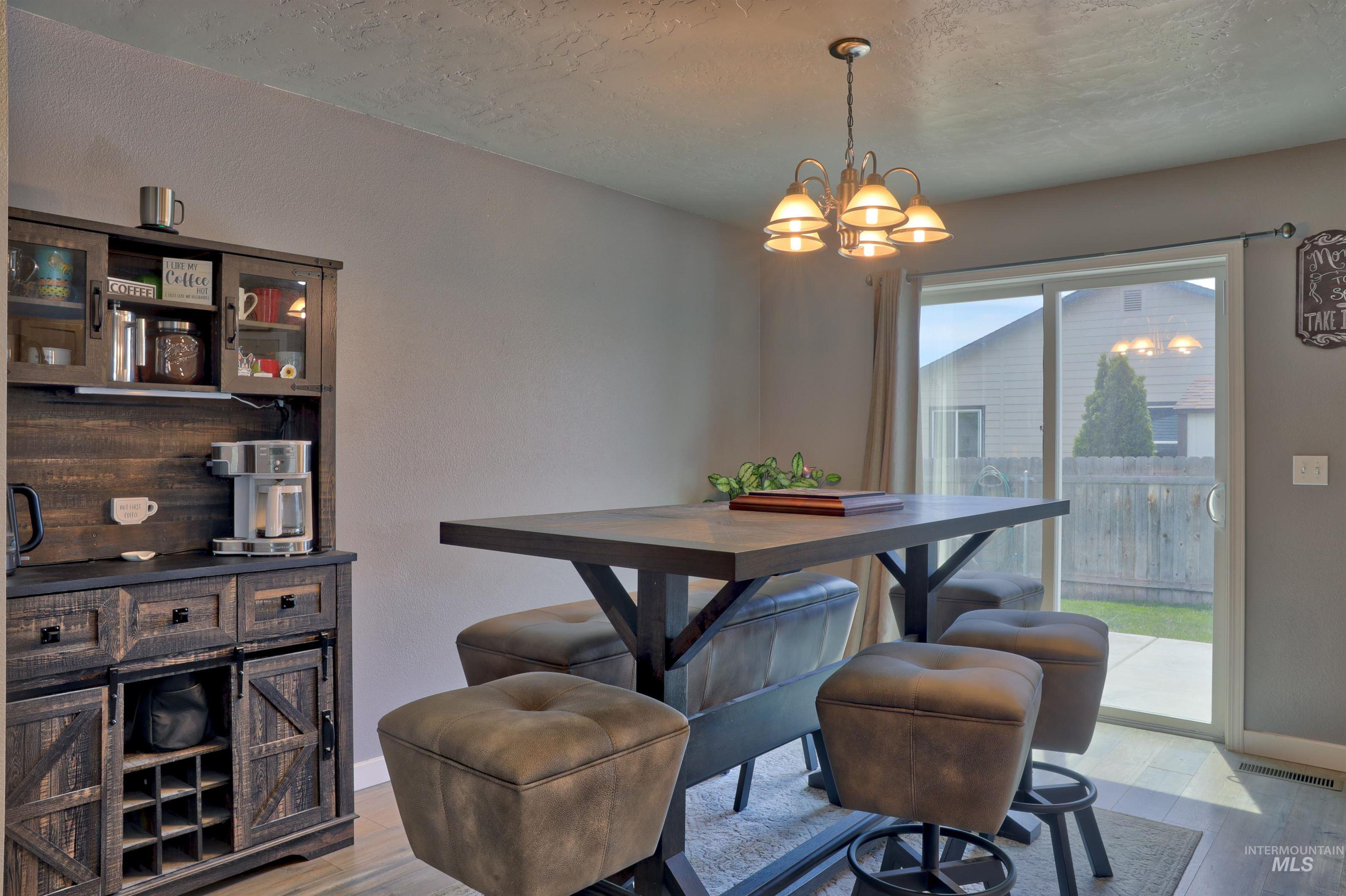 11719 Altamont St, Caldwell, Idaho 83607, 3 Bedrooms, 2 Bathrooms, Residential For Sale, Price $389,900, 98987383