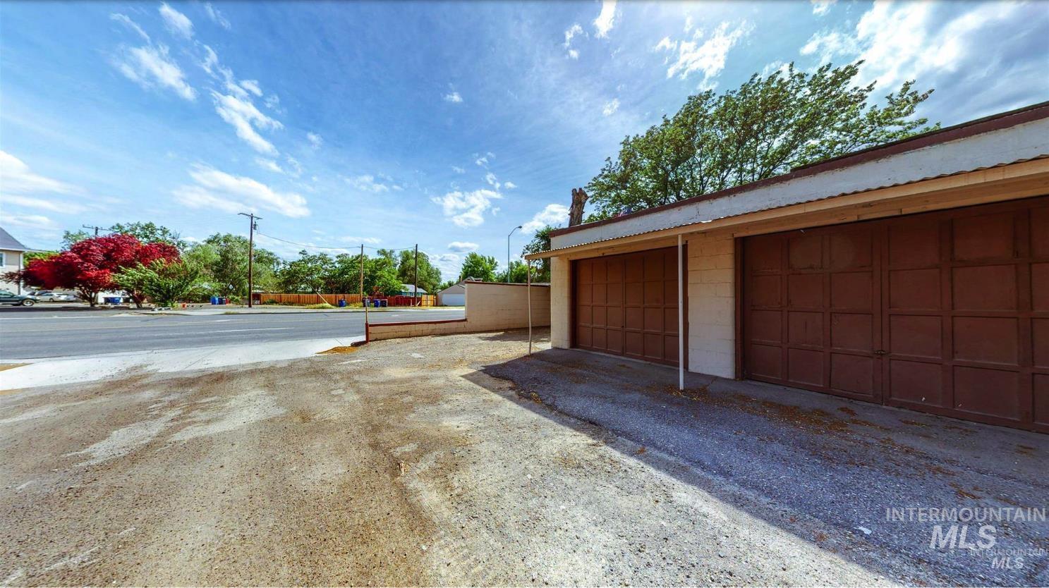 503 Addison Ave, Twin Falls, Idaho 83301, 2 Bedrooms, 1 Bathroom, Residential Income For Sale, Price $565,000, 98987387