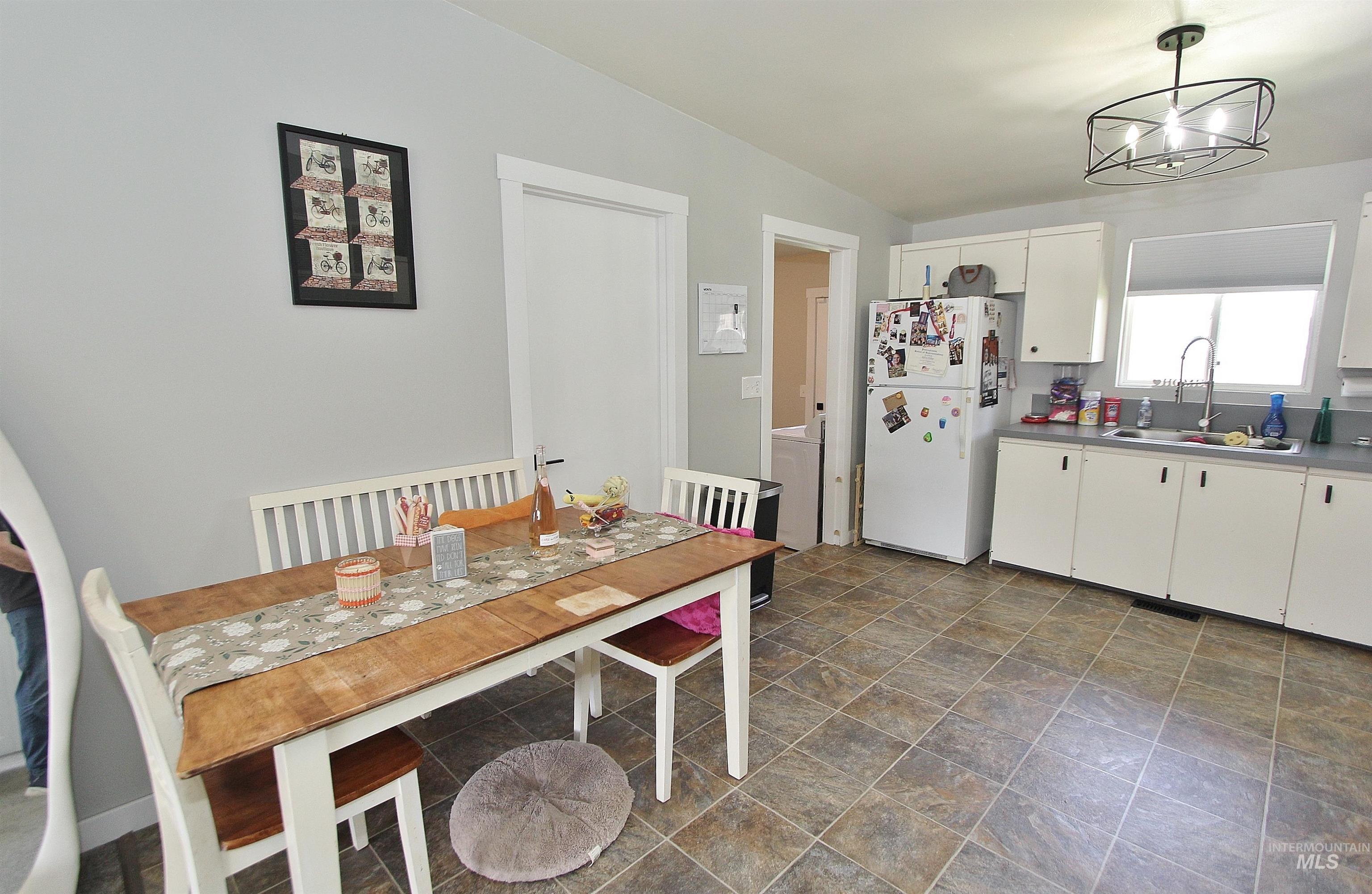 785 S 12th E, Mountain Home, Idaho 83647, 2 Bedrooms, 1 Bathroom, Residential For Sale, Price $240,000, 98987389