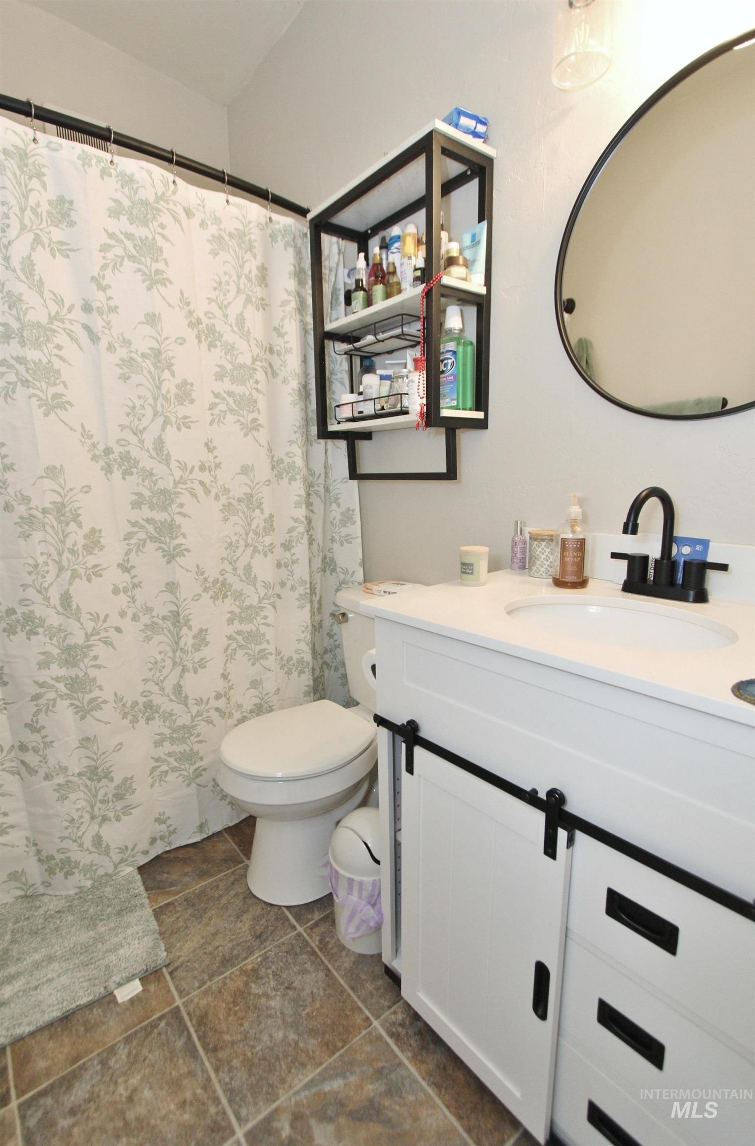 785 S 12th E, Mountain Home, Idaho 83647, 2 Bedrooms, 1 Bathroom, Residential For Sale, Price $240,000, 98987389
