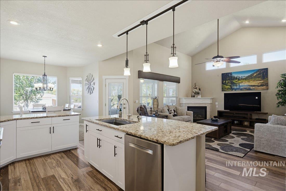 24623 Falcon Lane, Caldwell, Idaho 83607, 3 Bedrooms, 2 Bathrooms, Residential For Sale, Price $874,900, 98987395