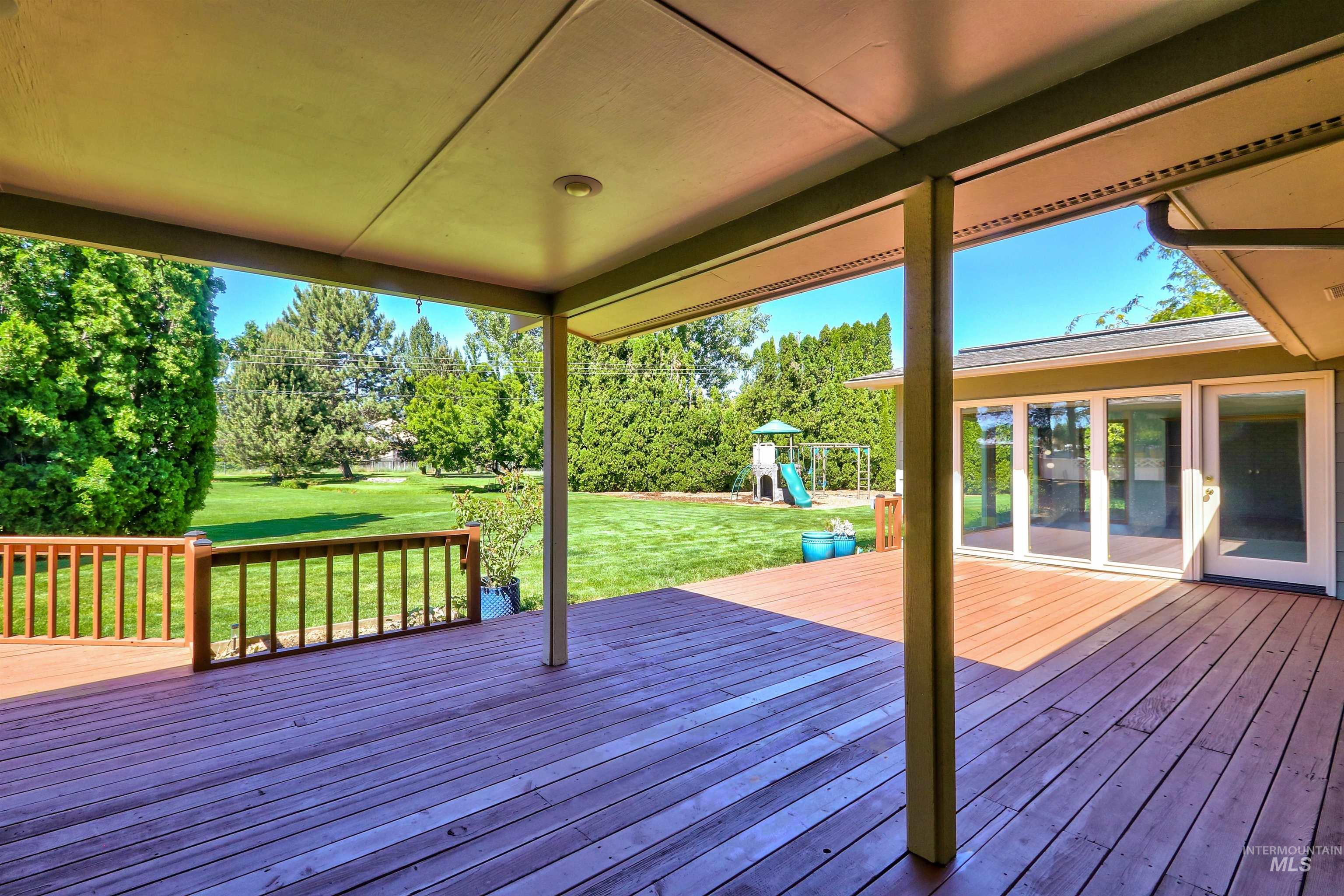 9620 W Halstead Dr, Boise, Idaho 83704, 3 Bedrooms, 2 Bathrooms, Residential For Sale, Price $724,900, 98987396