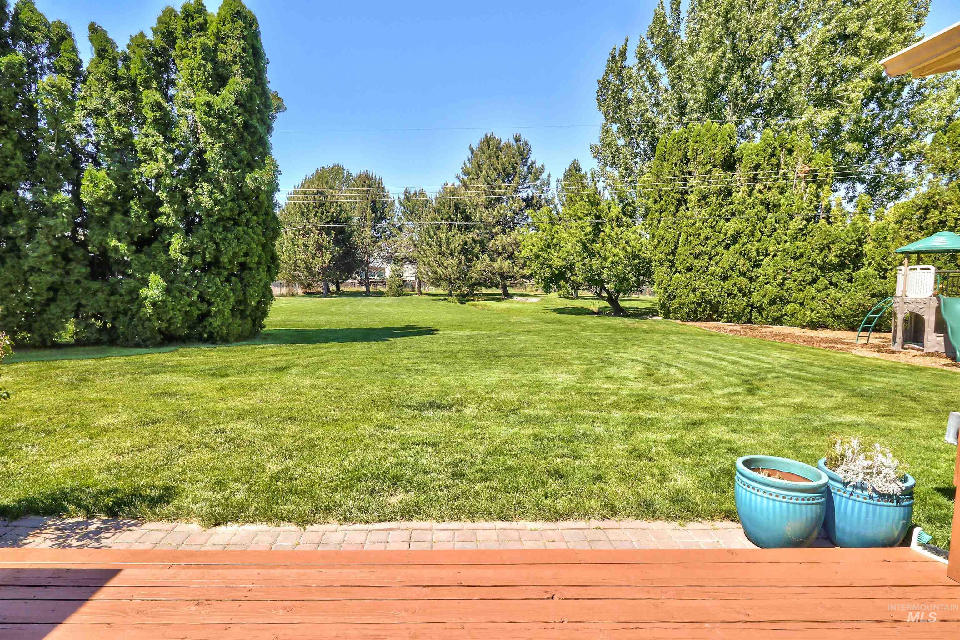 9620 W Halstead Dr, Boise, Idaho 83704, 3 Bedrooms, 2 Bathrooms, Residential For Sale, Price $724,900, 98987396