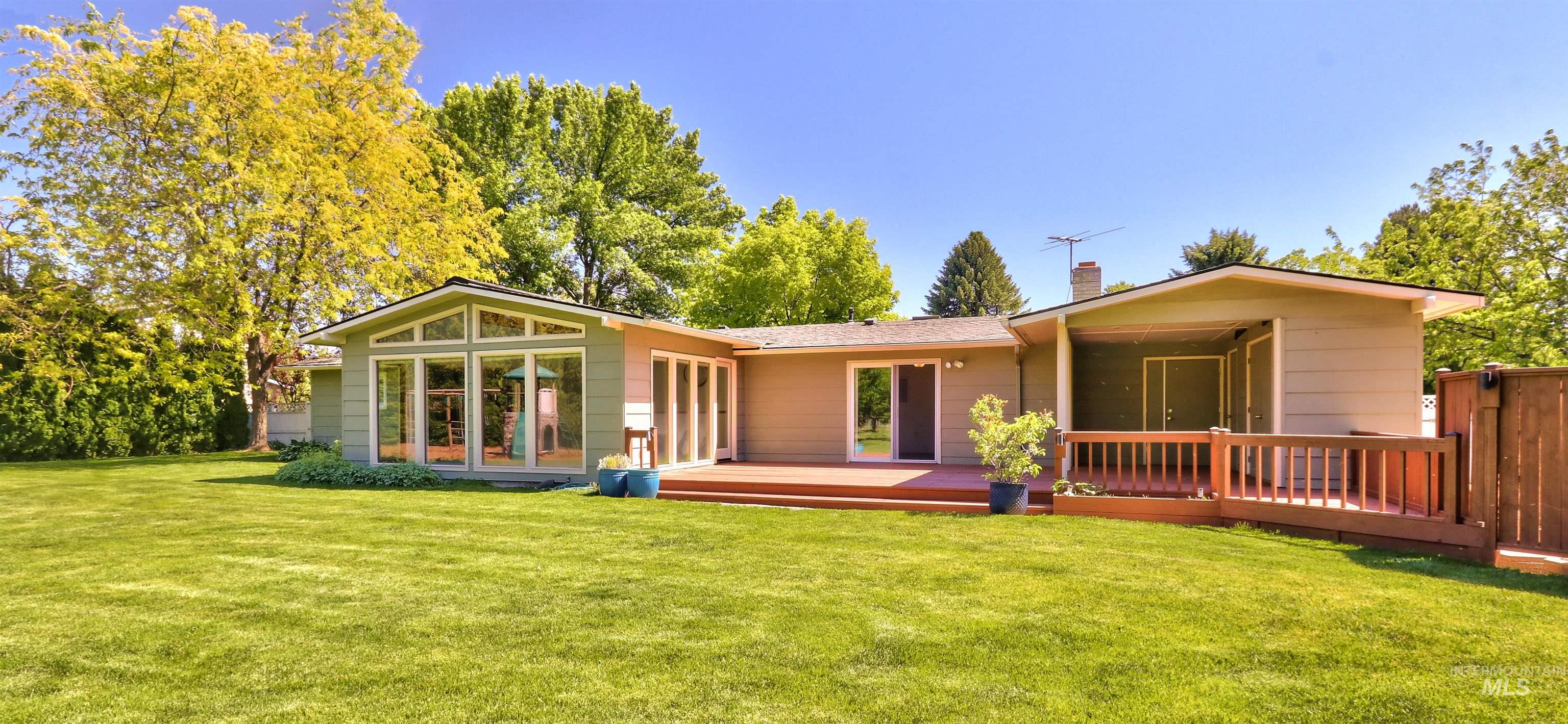 9620 W Halstead Dr, Boise, Idaho 83704, 3 Bedrooms, 2 Bathrooms, Residential For Sale, Price $724,900, 98987396
