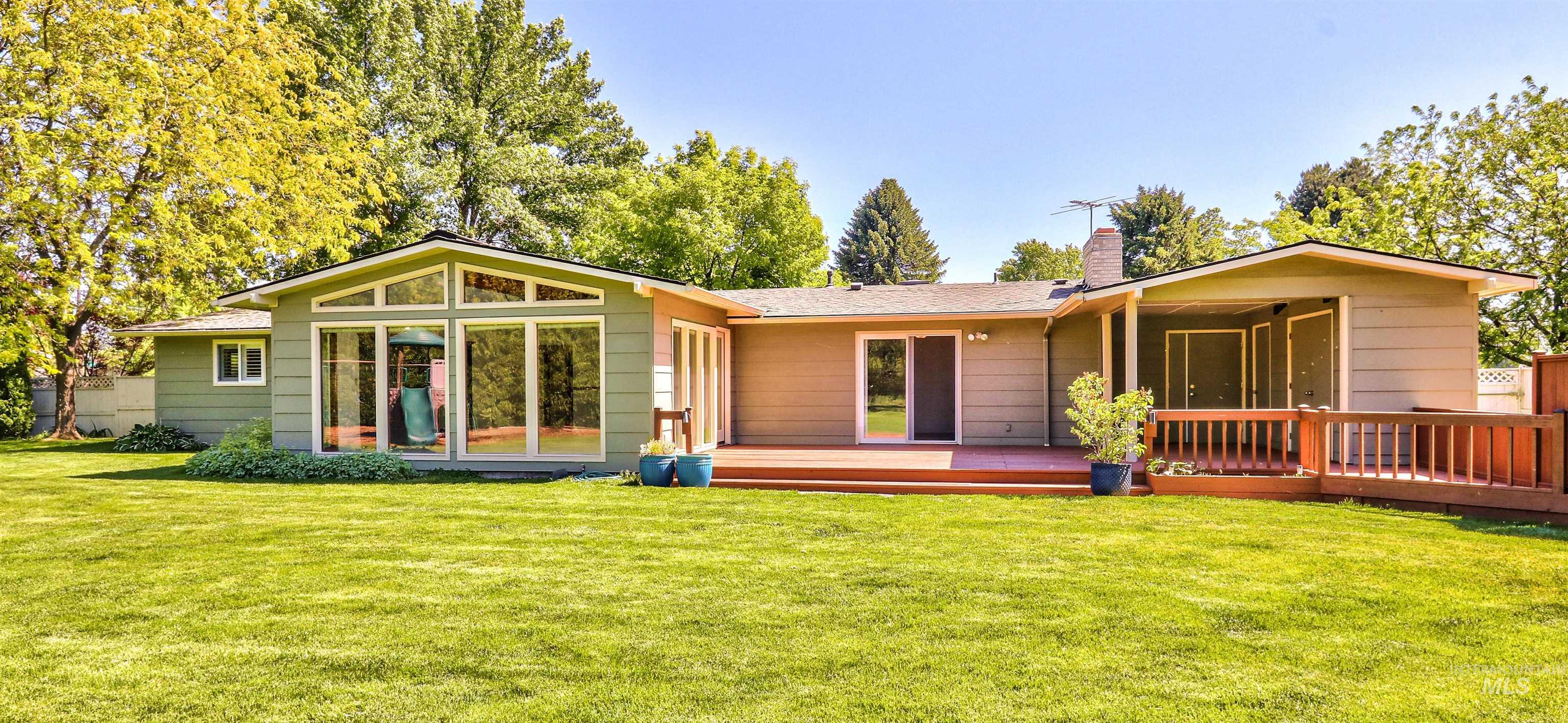 9620 W Halstead Dr, Boise, Idaho 83704, 3 Bedrooms, 2 Bathrooms, Residential For Sale, Price $724,900, 98987396