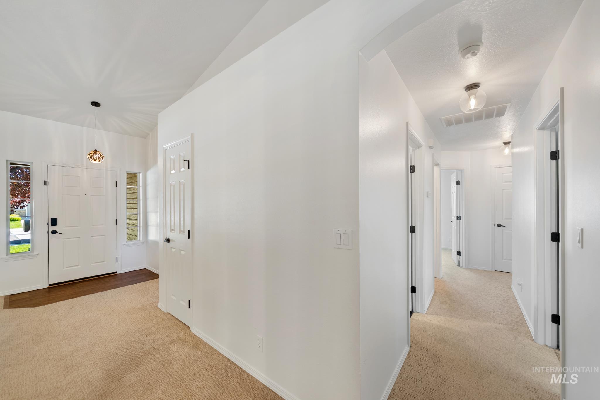 2691 N Larchmont Ave, Meridian, Idaho 83646, 3 Bedrooms, 2 Bathrooms, Residential For Sale, Price $365,000, 98987398