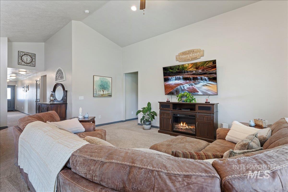 2120 Pilgrim Way, Middleton, Idaho 83644-4908, 3 Bedrooms, 2 Bathrooms, Residential For Sale, Price $499,000, 98987409