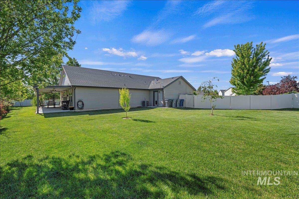 2120 Pilgrim Way, Middleton, Idaho 83644-4908, 3 Bedrooms, 2 Bathrooms, Residential For Sale, Price $499,000, 98987409
