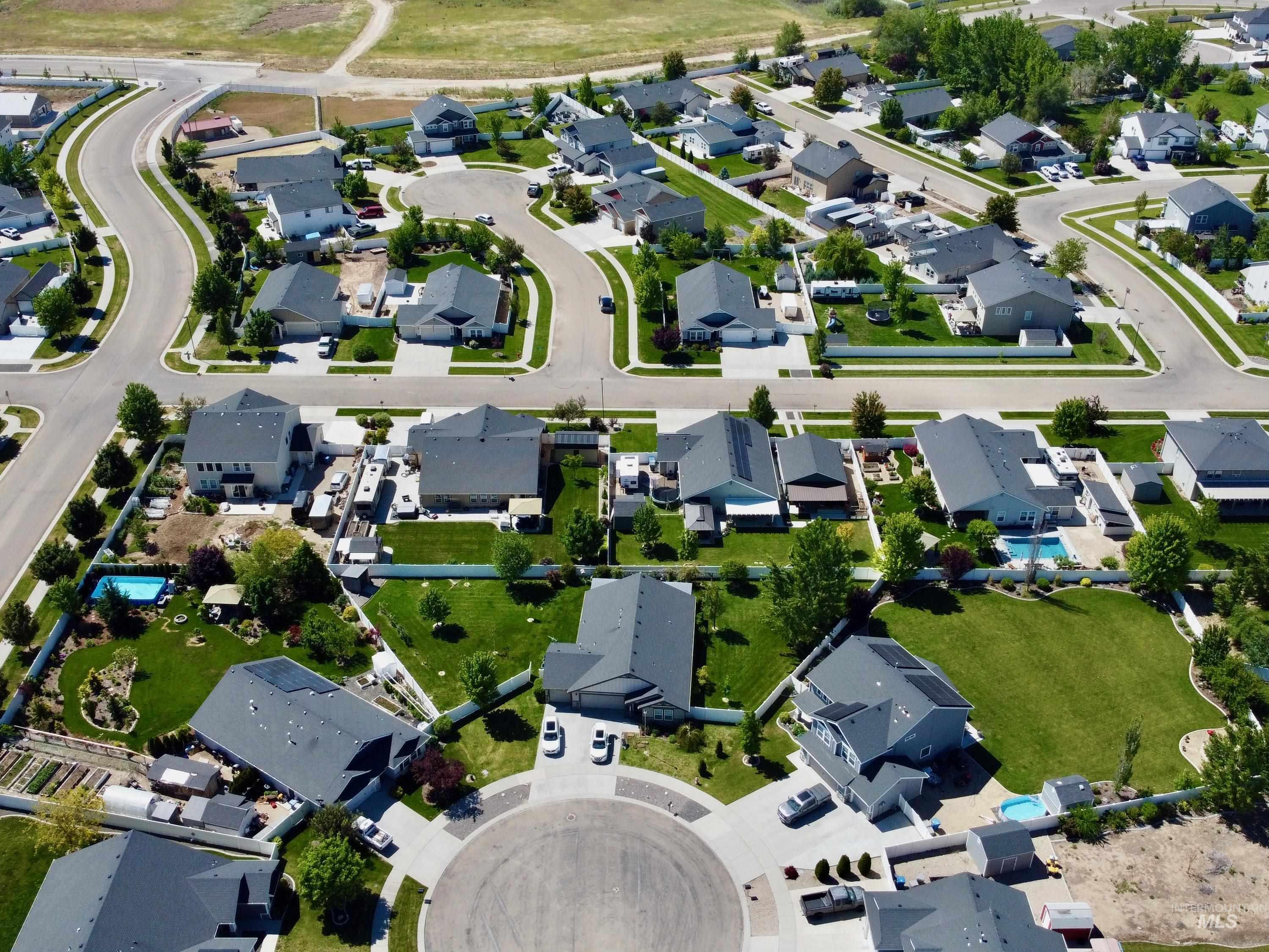 2120 Pilgrim Way, Middleton, Idaho 83644-4908, 3 Bedrooms, 2 Bathrooms, Residential For Sale, Price $499,000, 98987409