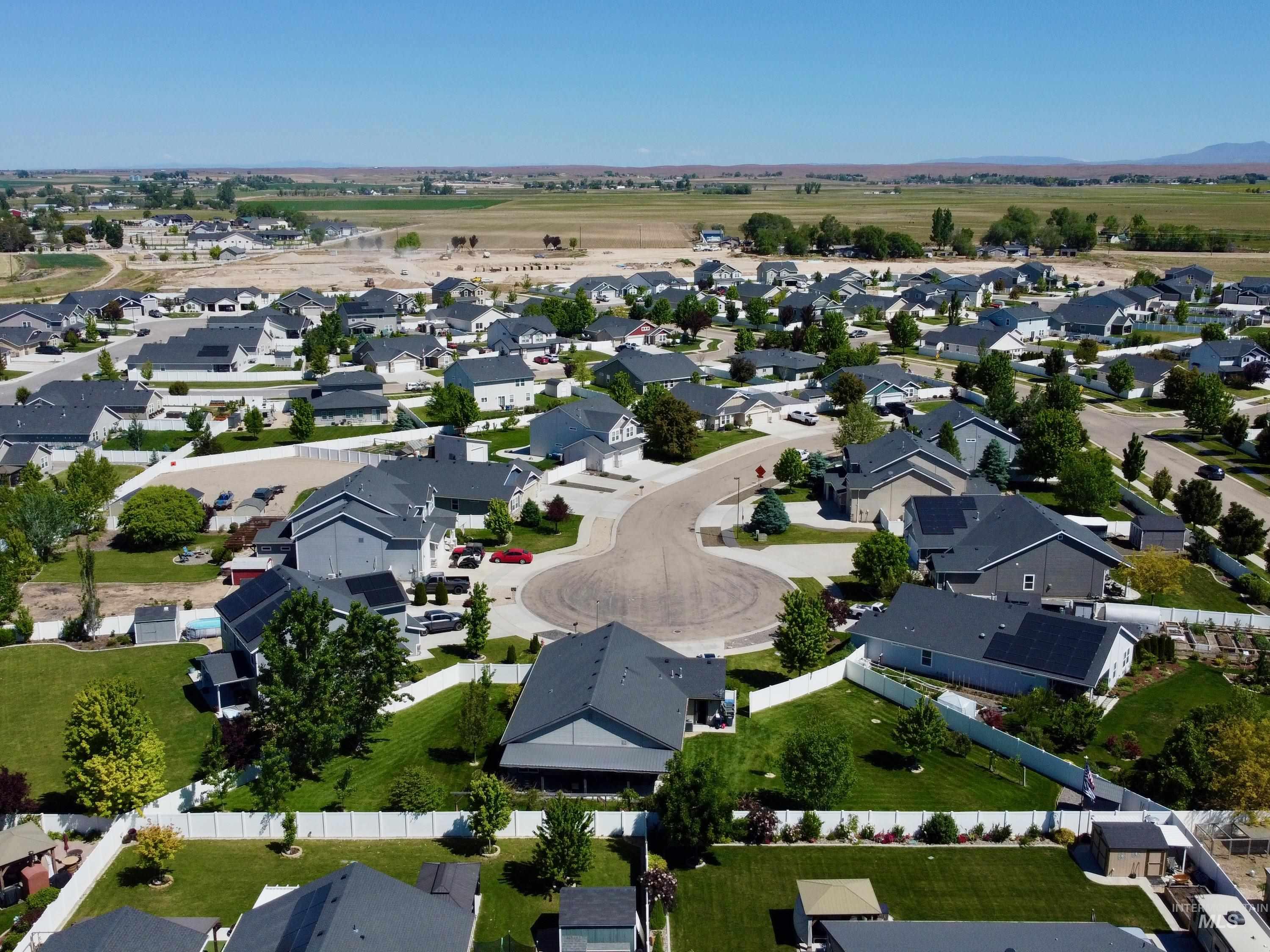 2120 Pilgrim Way, Middleton, Idaho 83644-4908, 3 Bedrooms, 2 Bathrooms, Residential For Sale, Price $499,000, 98987409