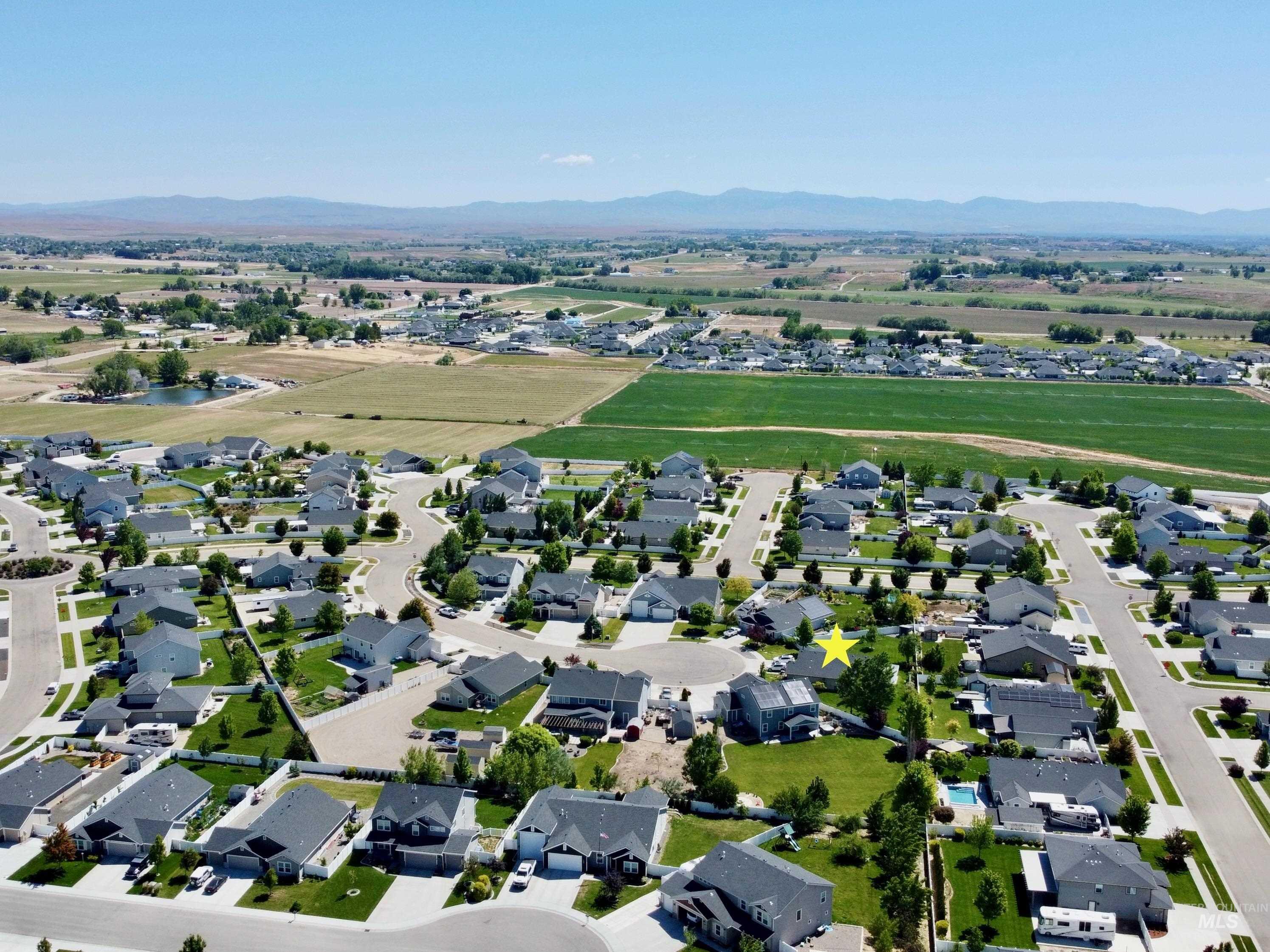2120 Pilgrim Way, Middleton, Idaho 83644-4908, 3 Bedrooms, 2 Bathrooms, Residential For Sale, Price $499,000, 98987409