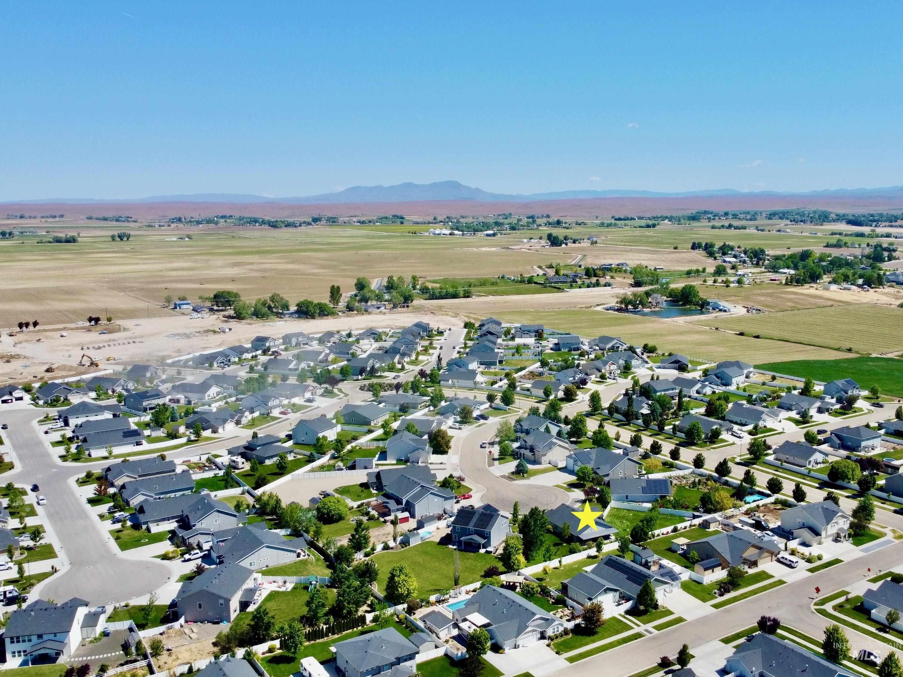 2120 Pilgrim Way, Middleton, Idaho 83644-4908, 3 Bedrooms, 2 Bathrooms, Residential For Sale, Price $499,000, 98987409