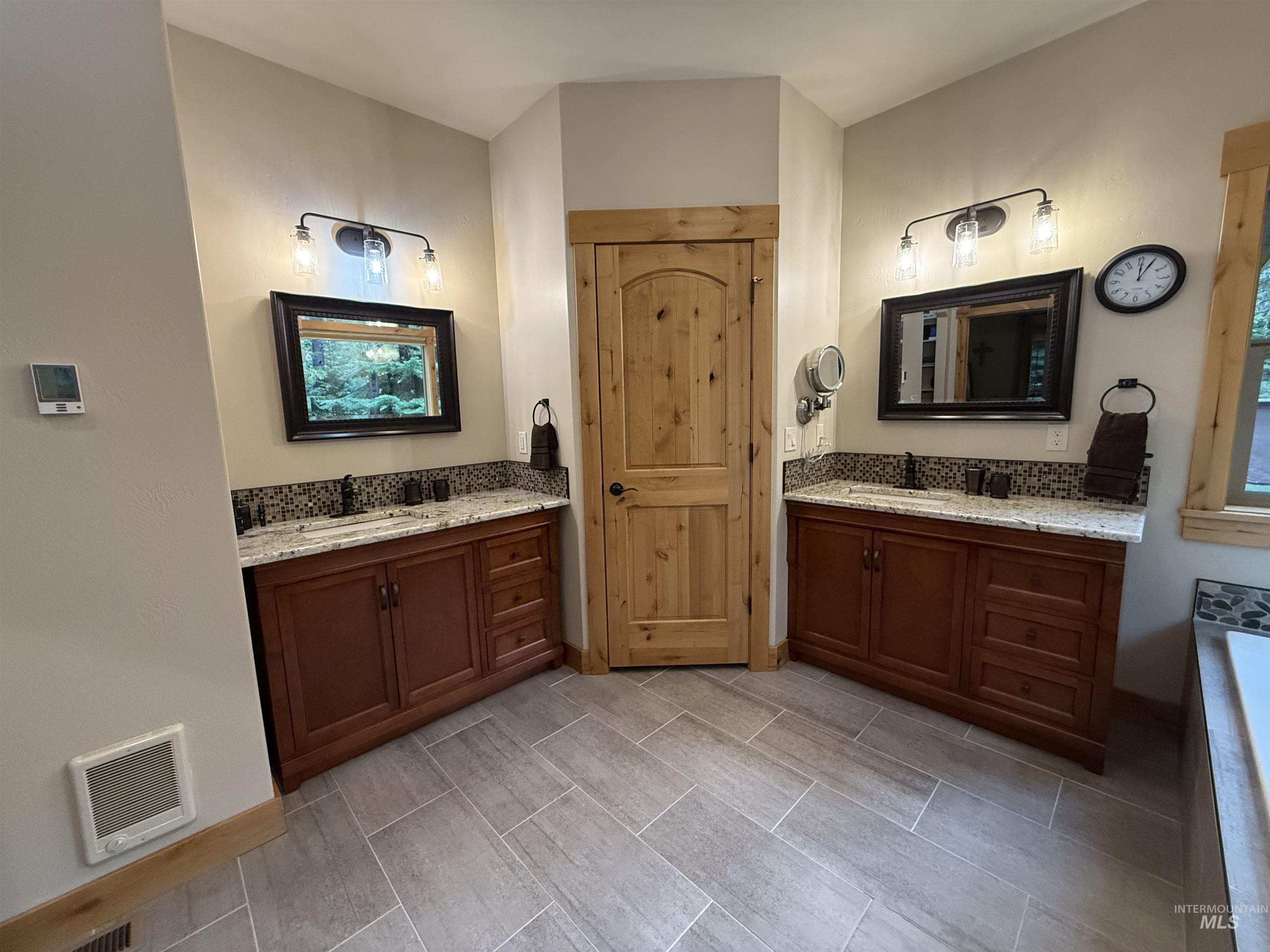 1505 Majestic View Dr., McCall, Idaho 83636-8, 4 Bedrooms, 3 Bathrooms, Residential For Sale, Price $1,567,000, 98987410