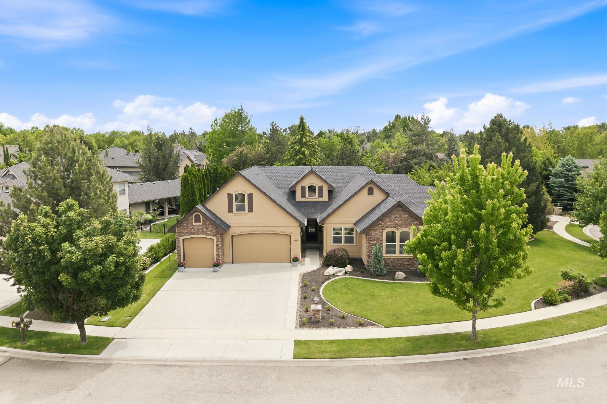 685 W Watermoor Ct., Eagle, Idaho 83616-7144, 4 Bedrooms, 3.5 Bathrooms, Residential For Sale, Price $1,325,000, 98987413