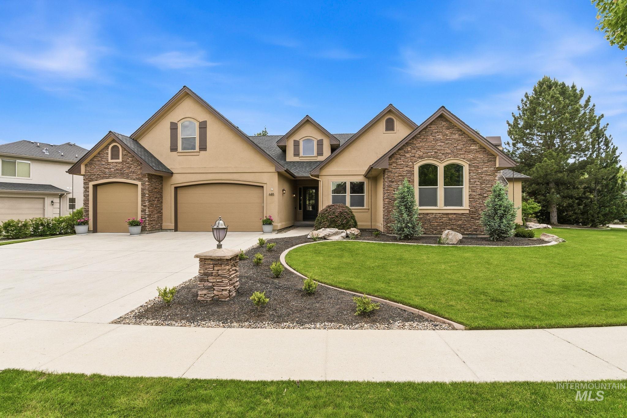 685 W Watermoor Ct., Eagle, Idaho 83616-7144, 4 Bedrooms, 4 Bathrooms, Residential For Sale, Price $1,325,000, 98987413