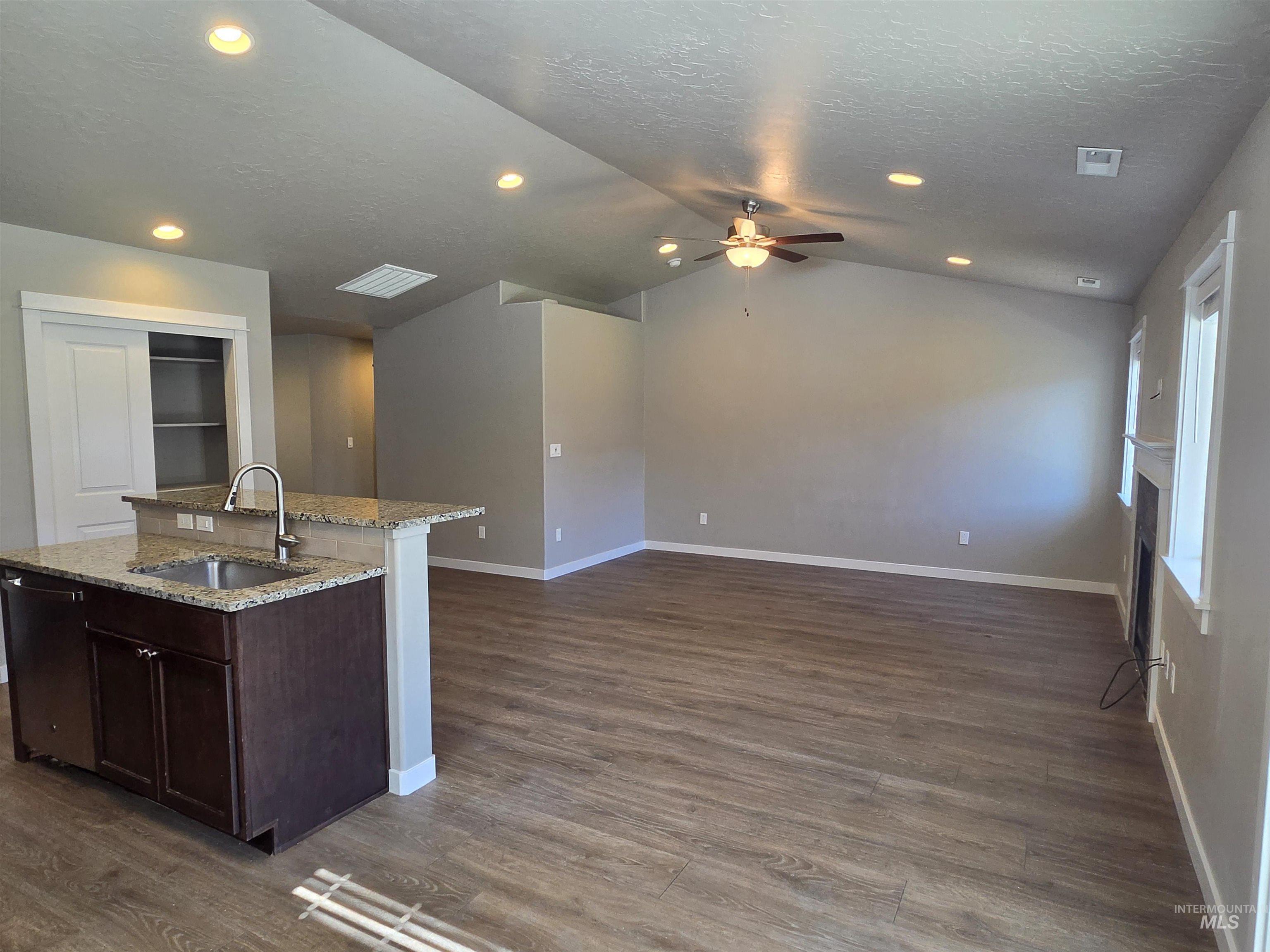 587 Stanley Lake St, Middleton, Idaho 83644, 3 Bedrooms, 2 Bathrooms, Residential For Sale, Price $420,000, 98987416