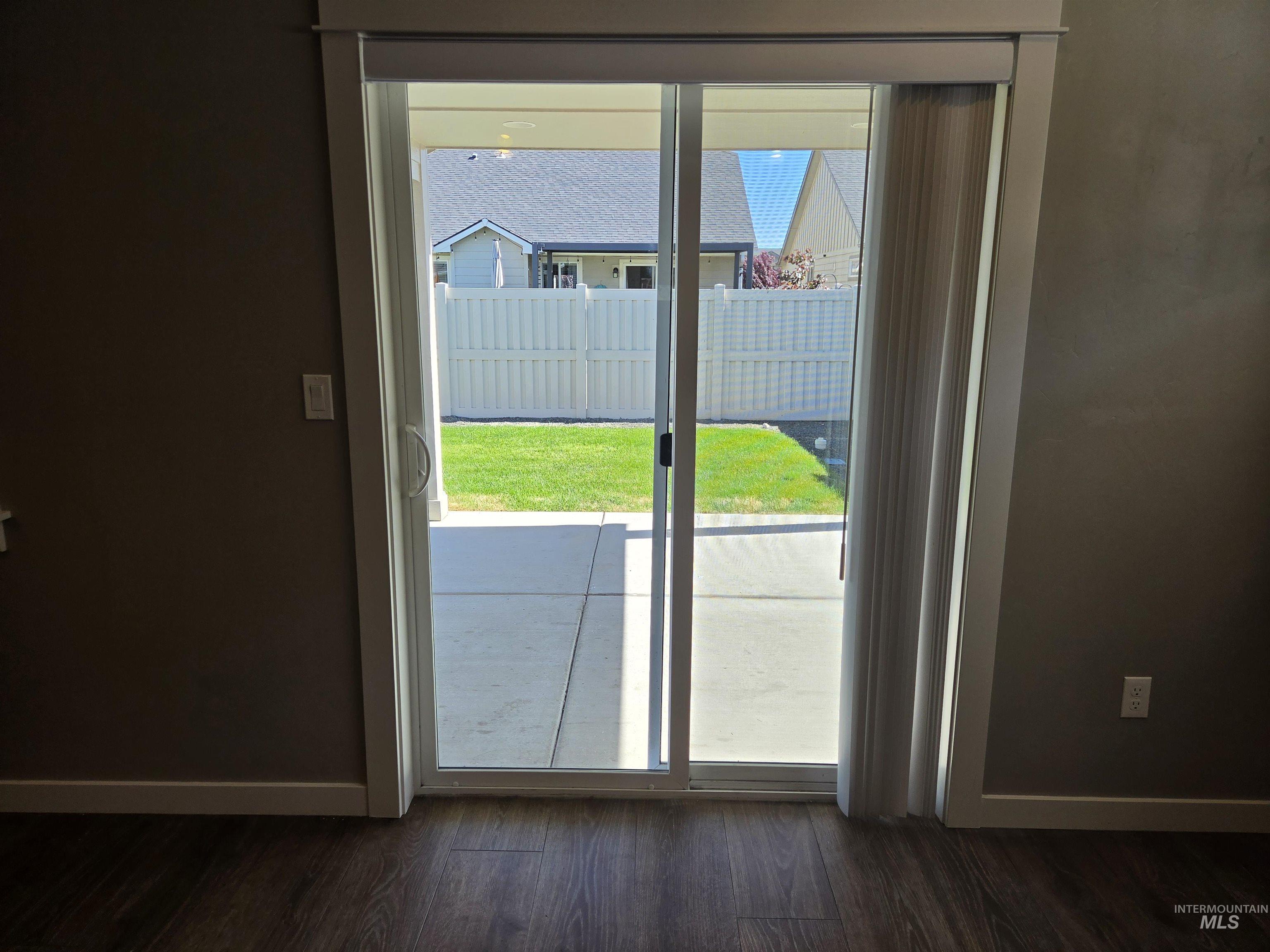 587 Stanley Lake St, Middleton, Idaho 83644, 3 Bedrooms, 2 Bathrooms, Residential For Sale, Price $420,000, 98987416