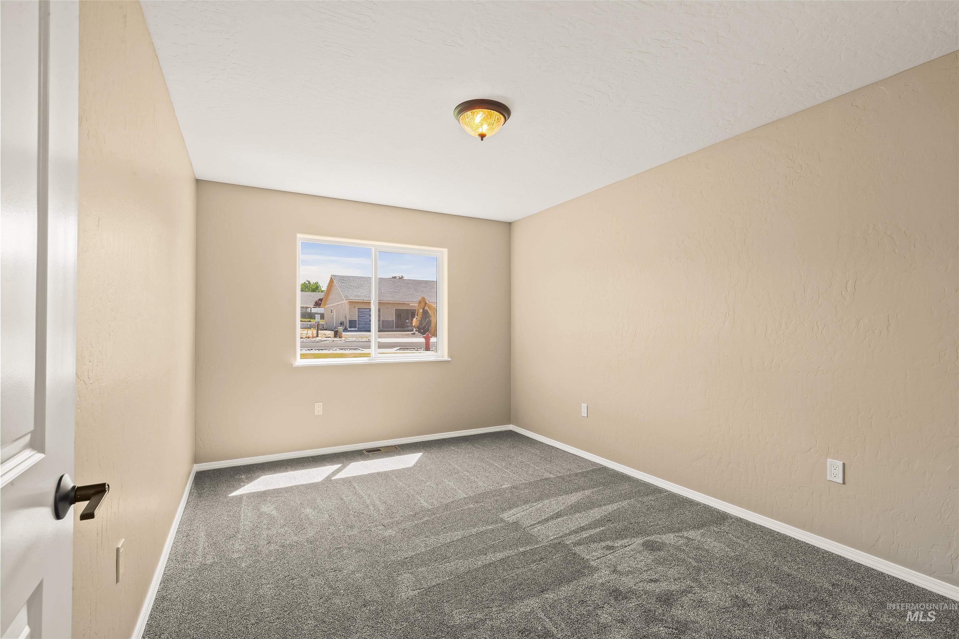 332 Park Dr, Lewiston, Idaho 83501, 3 Bedrooms, 2 Bathrooms, Residential For Sale, Price $540,000, 98987417