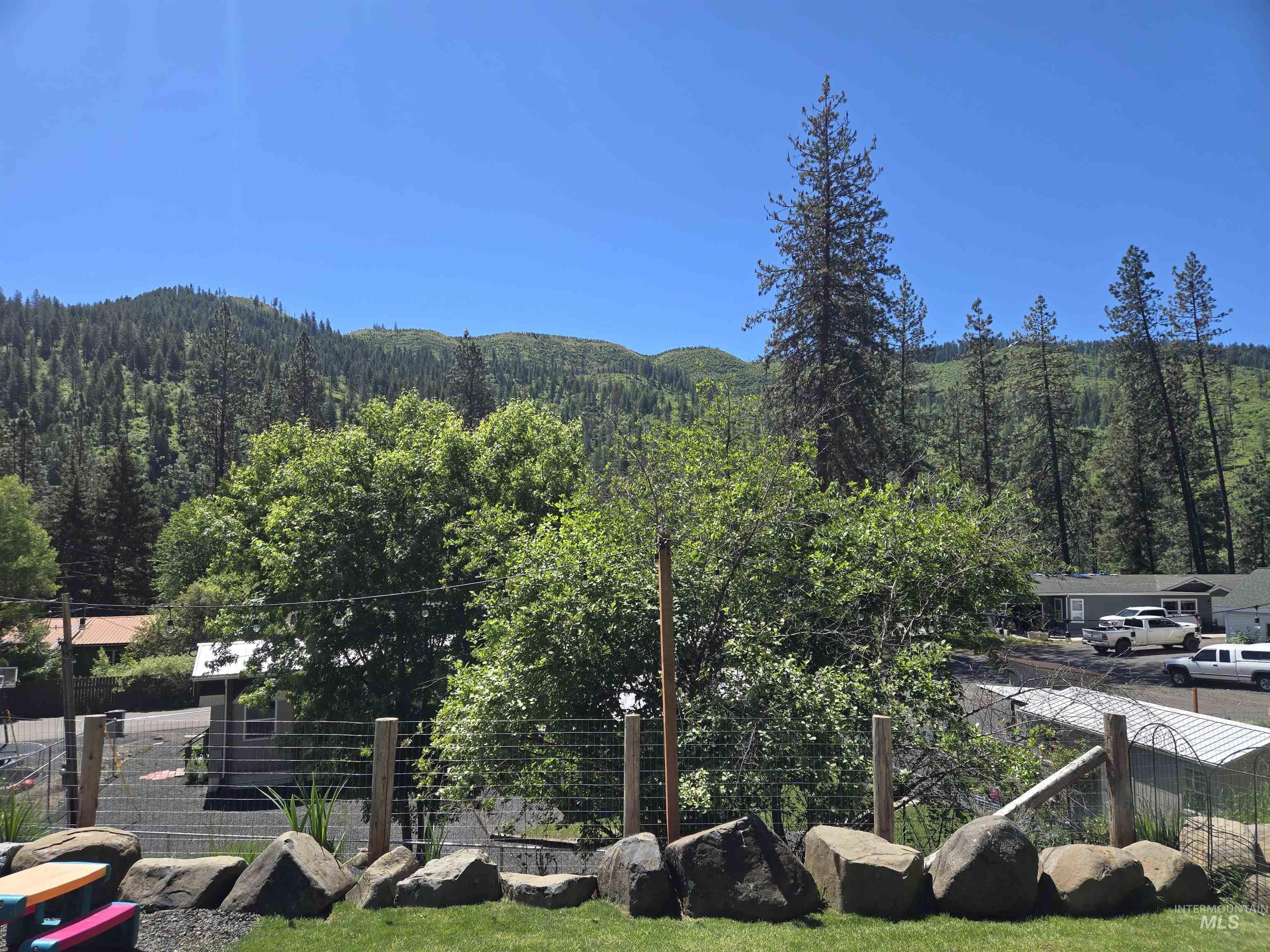 174 Konkolville Road, Orofino, Idaho 83544, 3 Bedrooms, 2 Bathrooms, Residential For Sale, Price $374,900,MLS 98987418